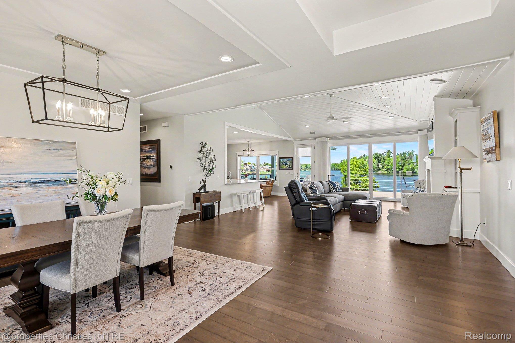2260 Willow Bay Lane