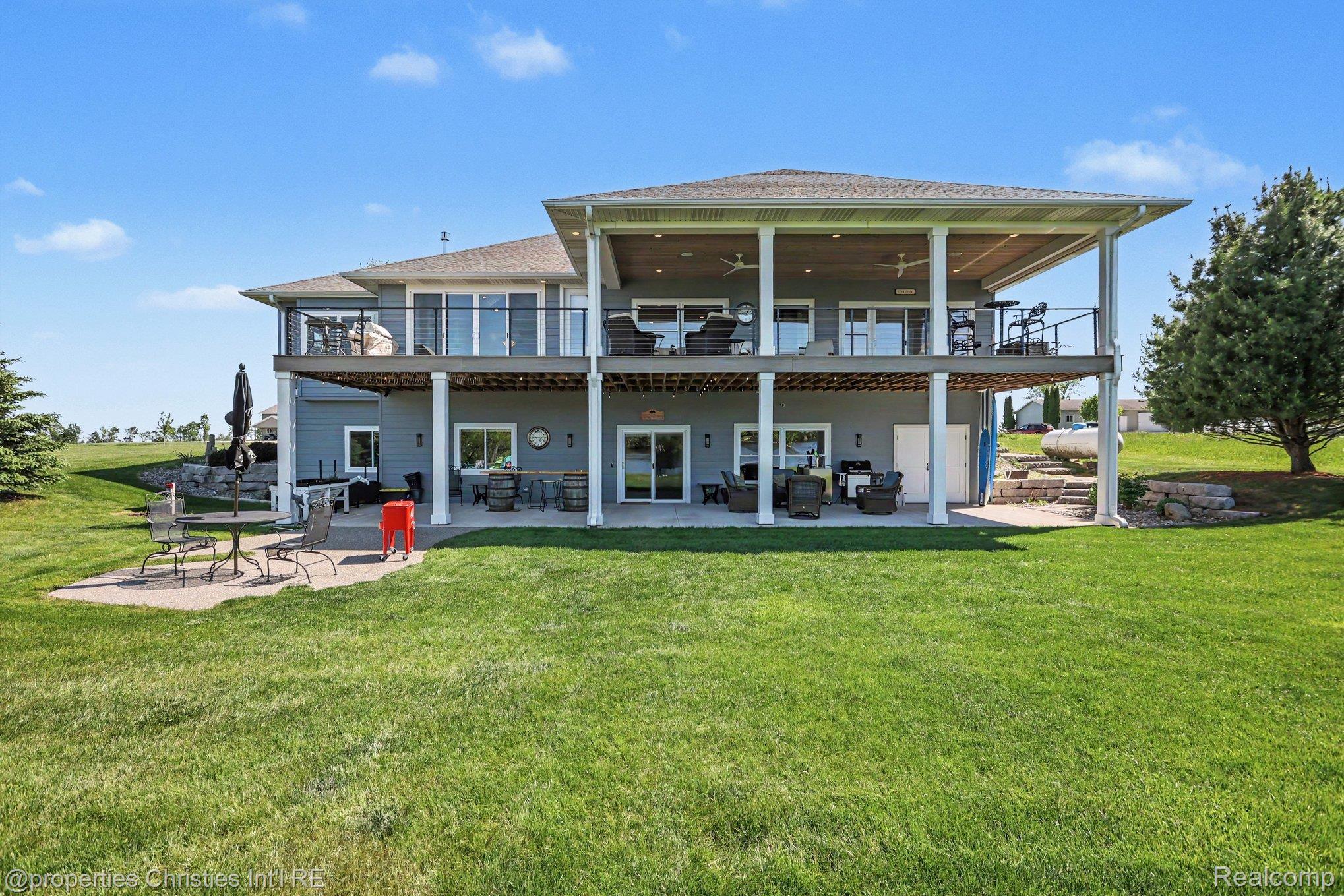 2260 Willow Bay Lane