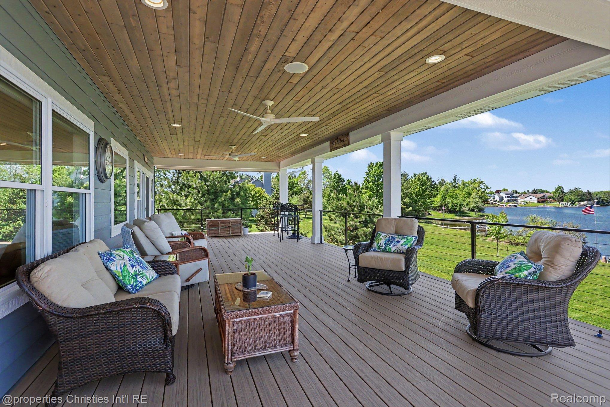 2260 Willow Bay Lane