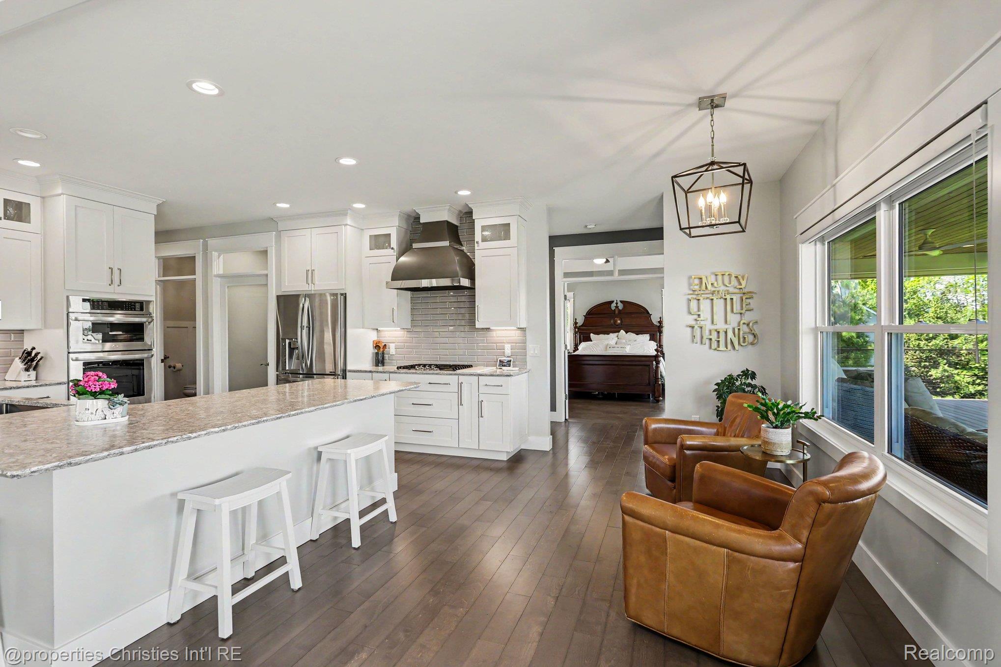 2260 Willow Bay Lane
