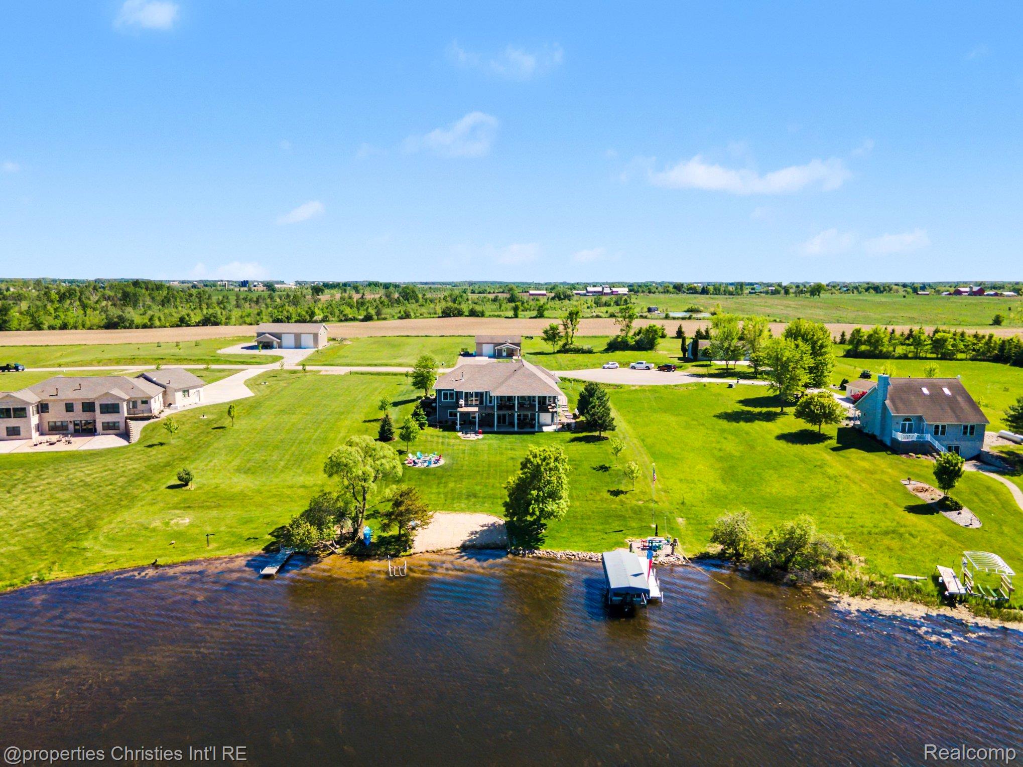 2260 Willow Bay Lane