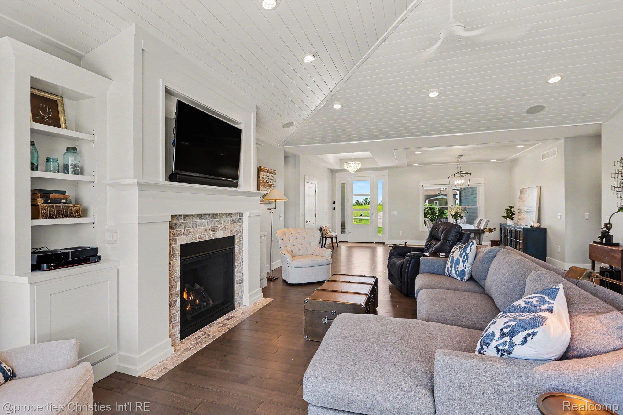 2260 Willow Bay Lane