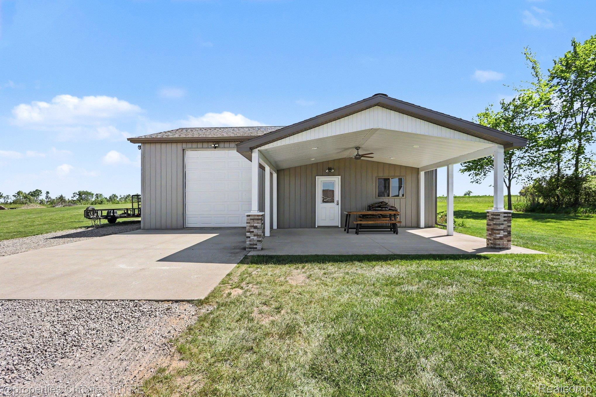2260 Willow Bay Lane