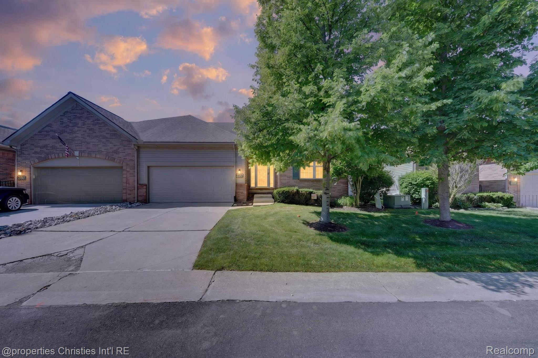 237 Winslow Circle