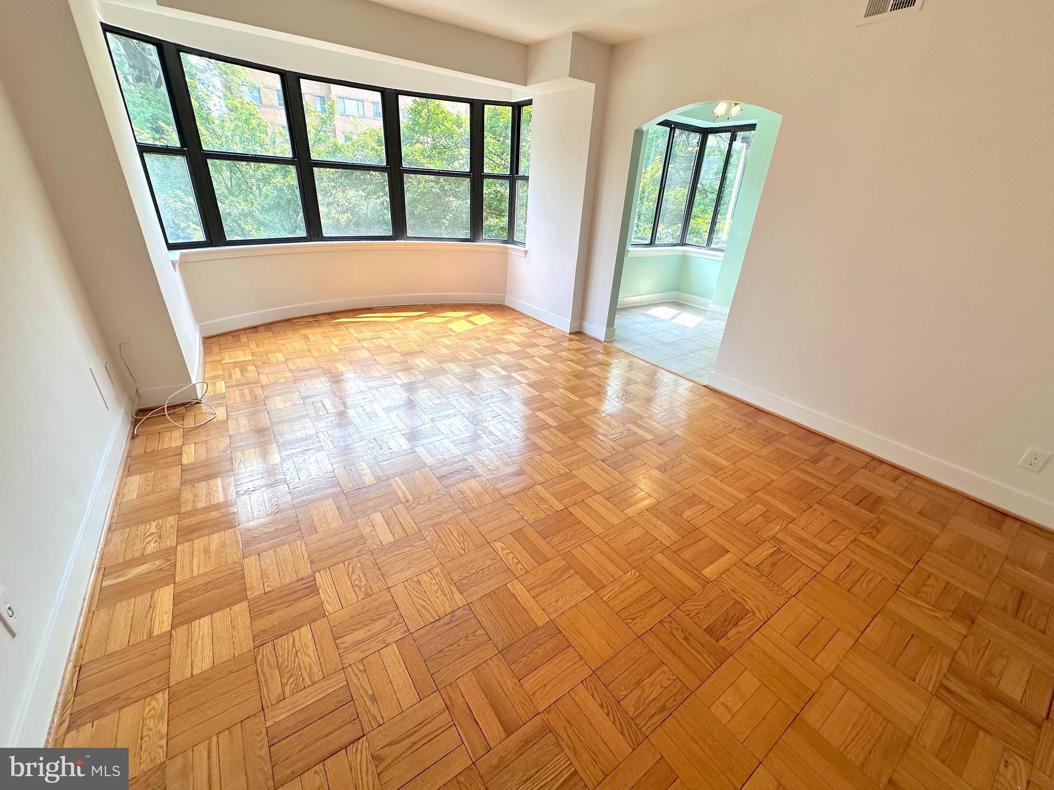 2515 K STREET NW 205