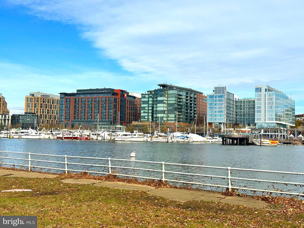 2515 K STREET NW 205