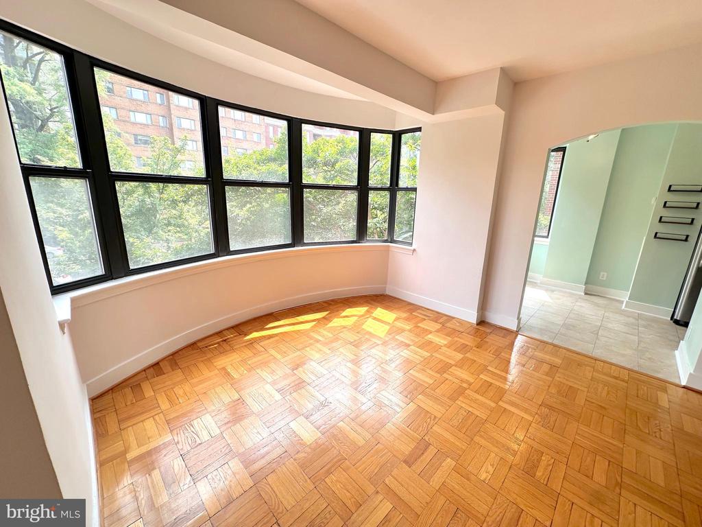 2515 K STREET NW 205