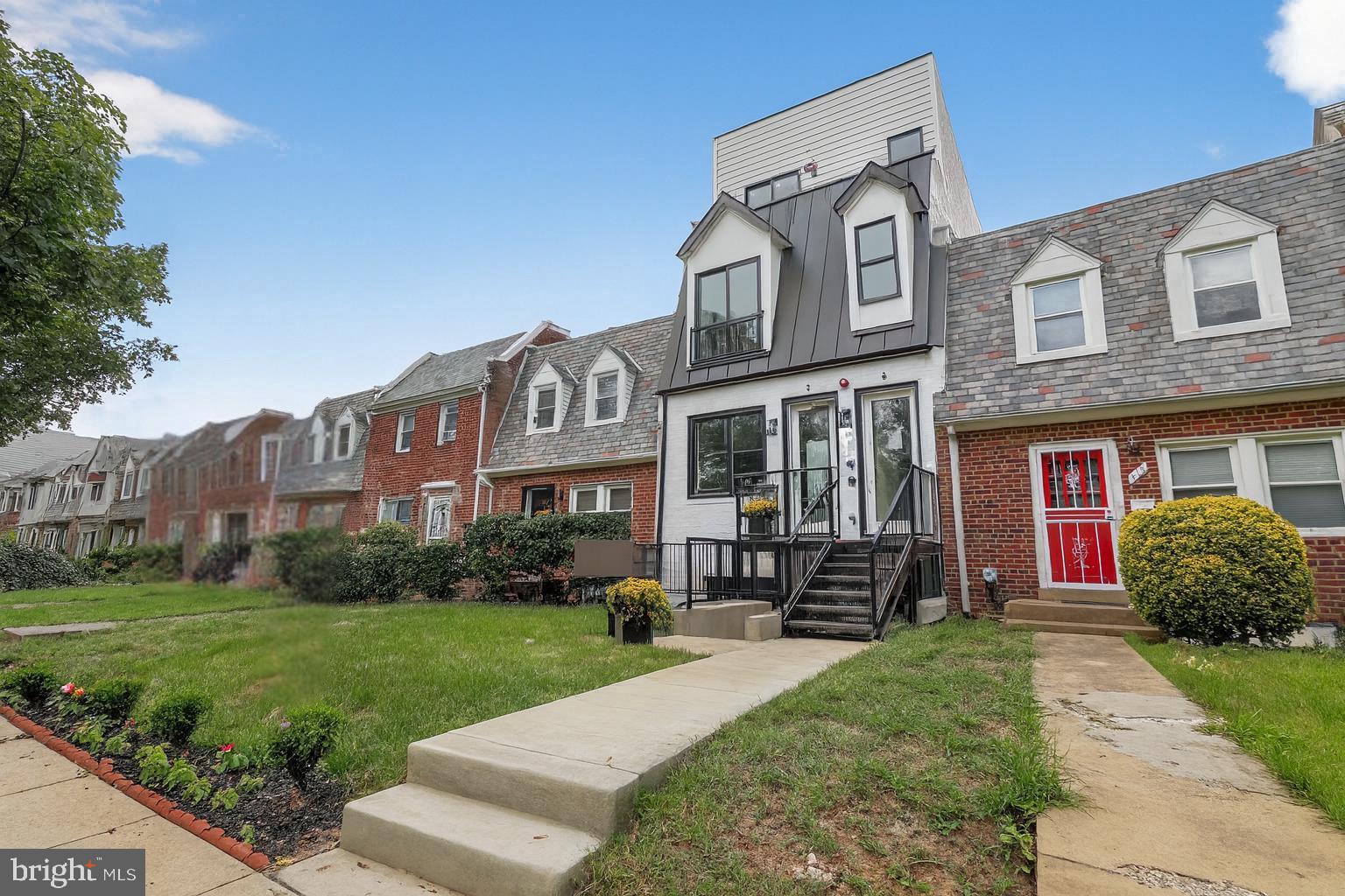 828 21ST STREET NE 3