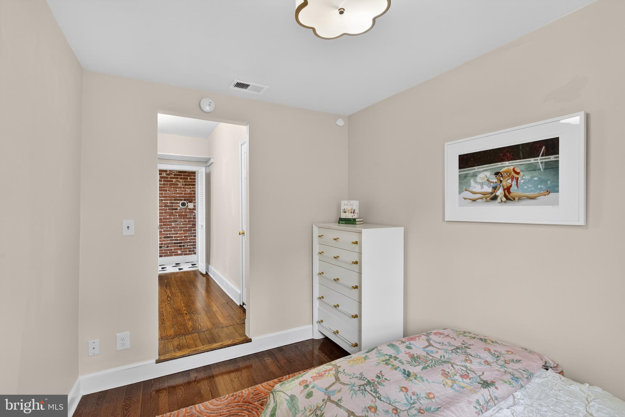 316 11TH STREET SE