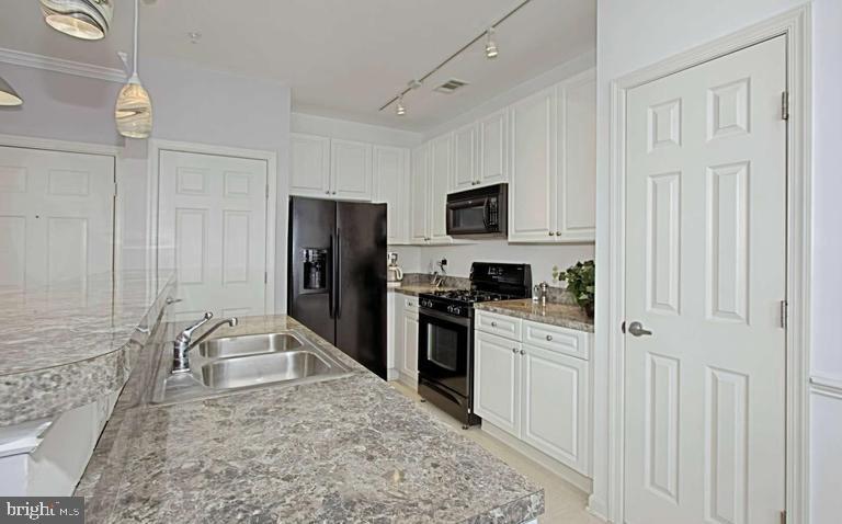 2651 PARK TOWER DRIVE 305