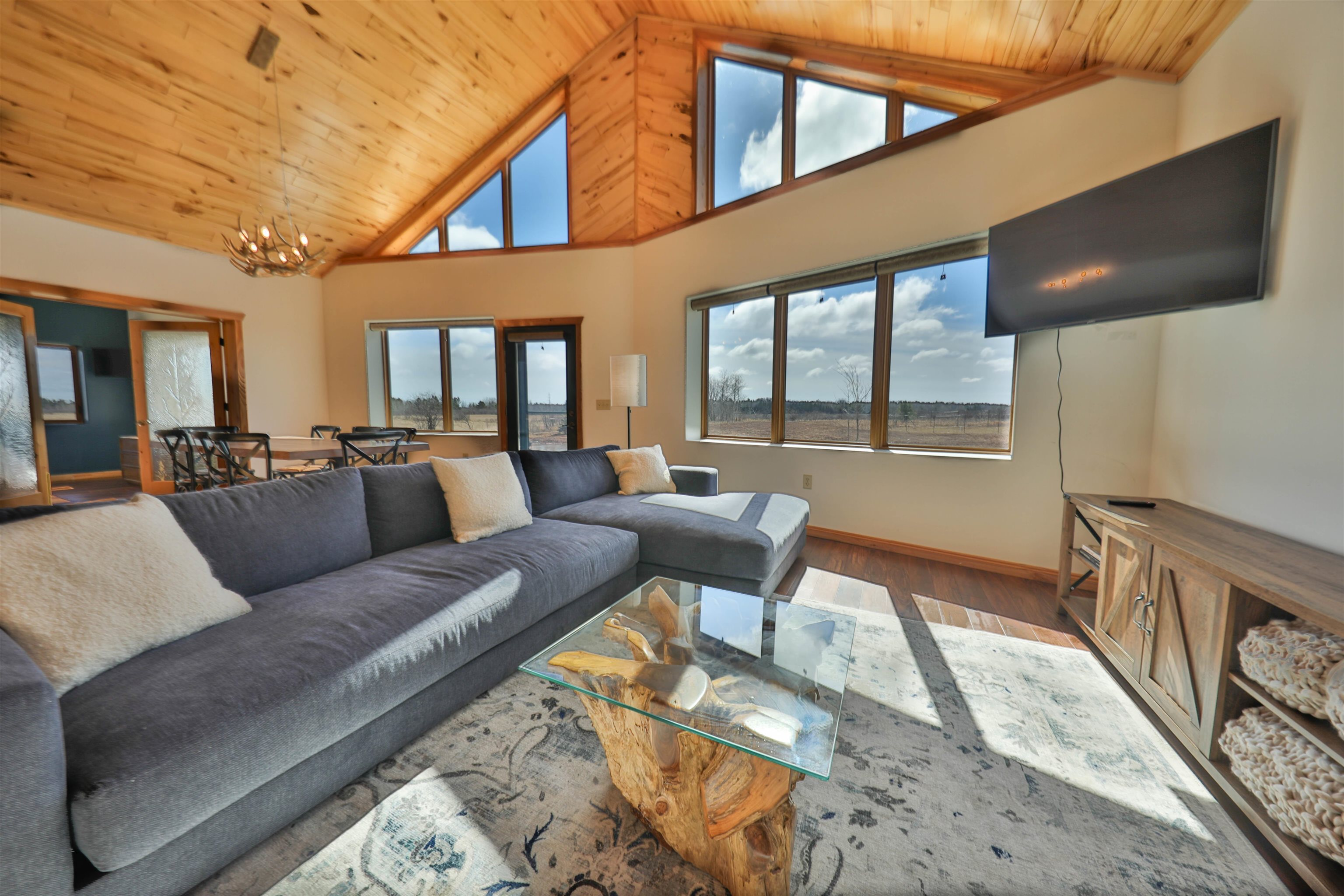 48324 Highway 112