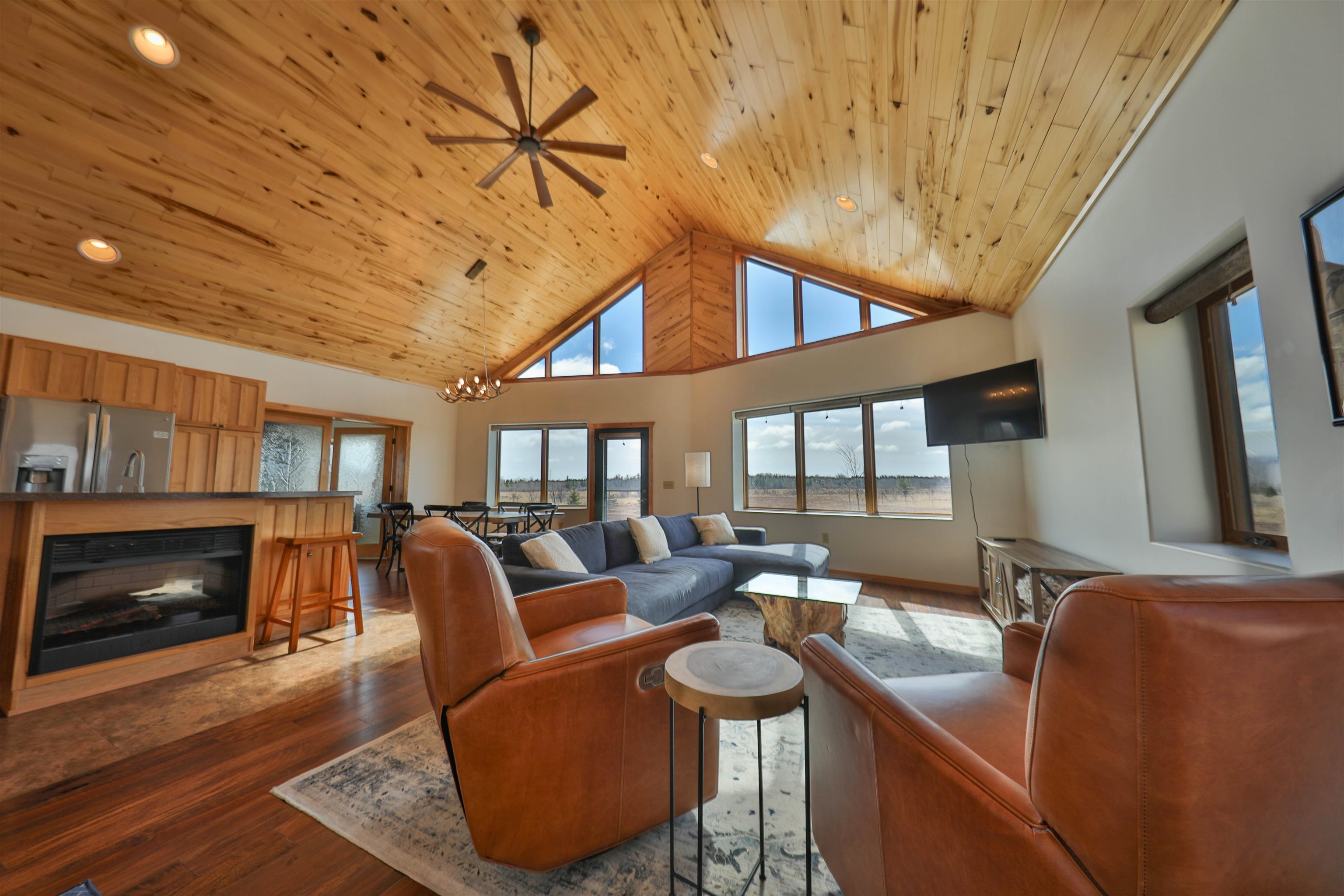 48324 Highway 112