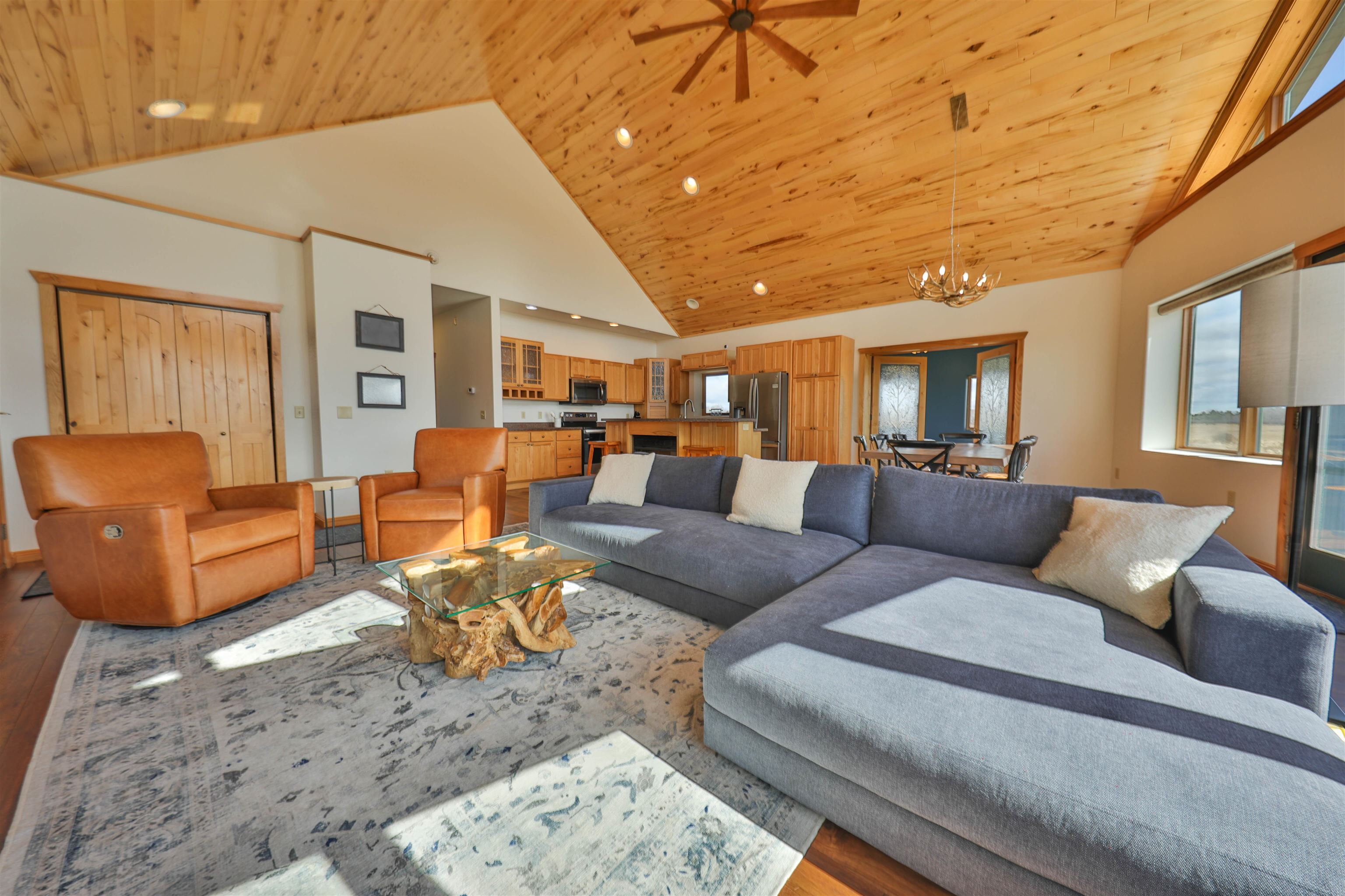 48324 Highway 112