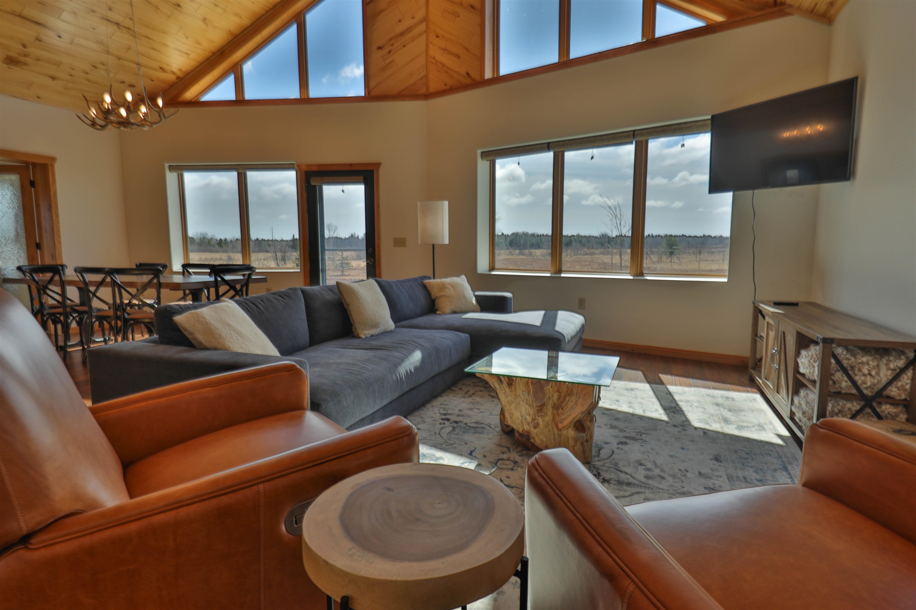 48324 Highway 112