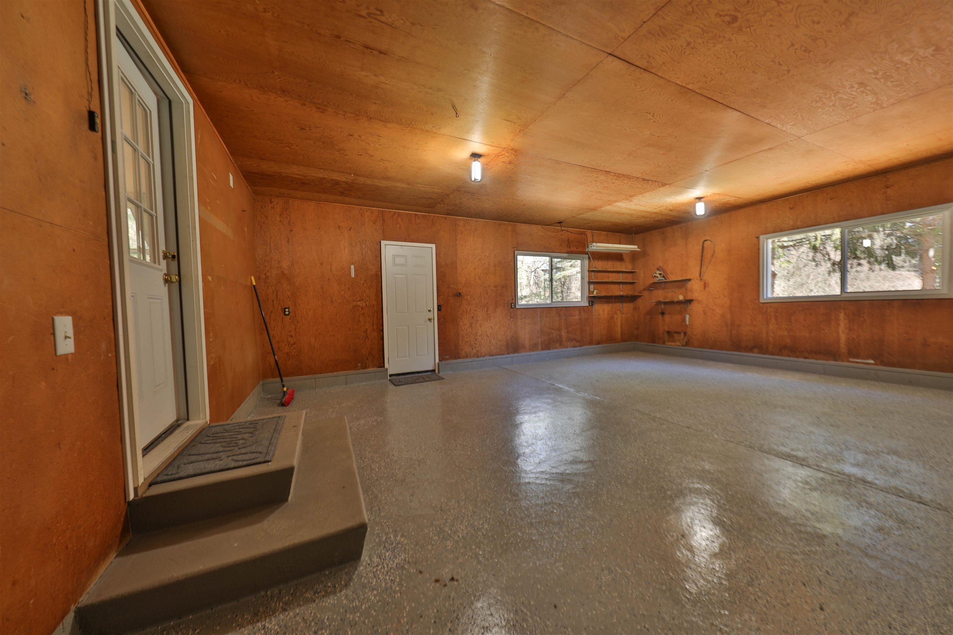 2989 Highway 13