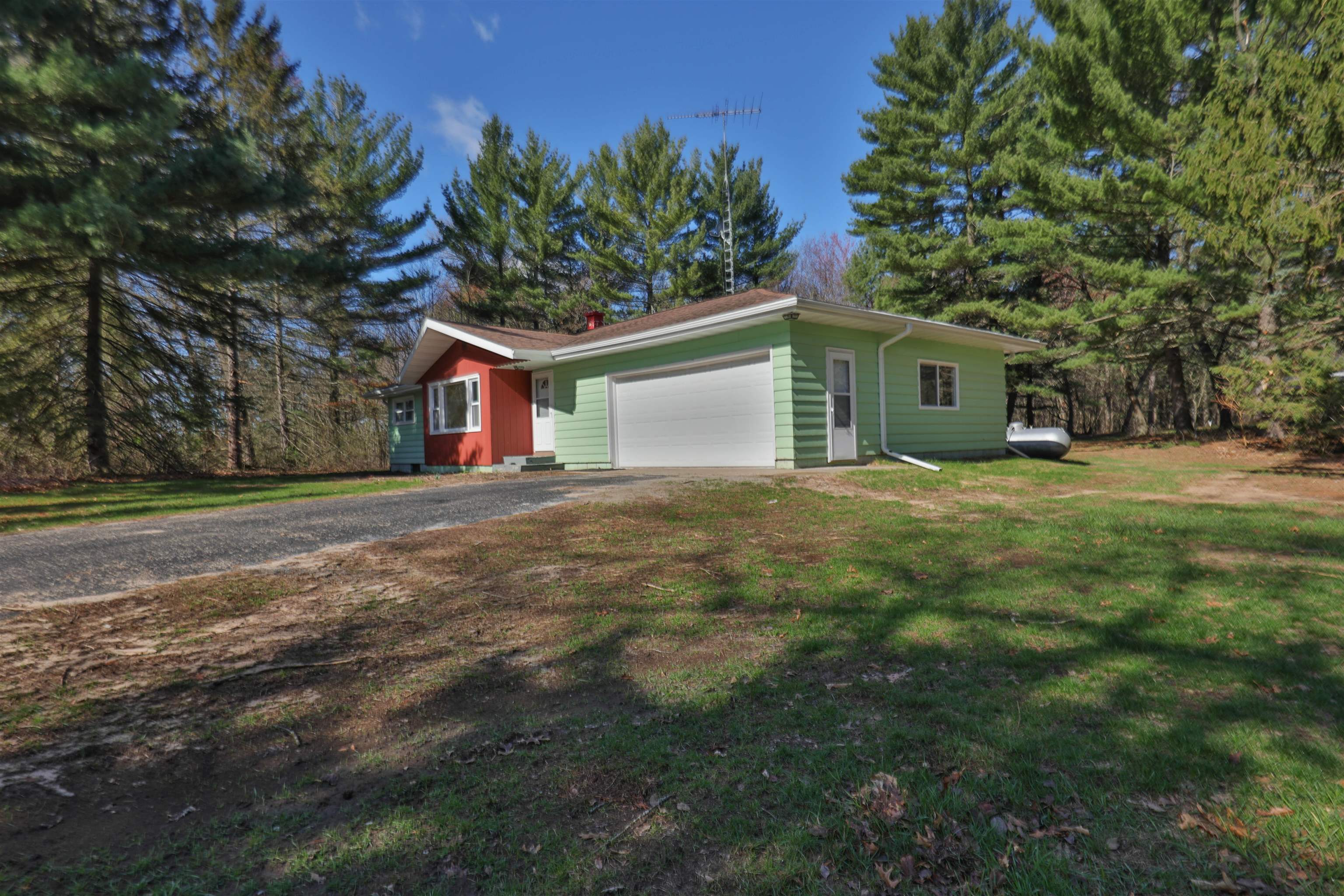 2989 Highway 13