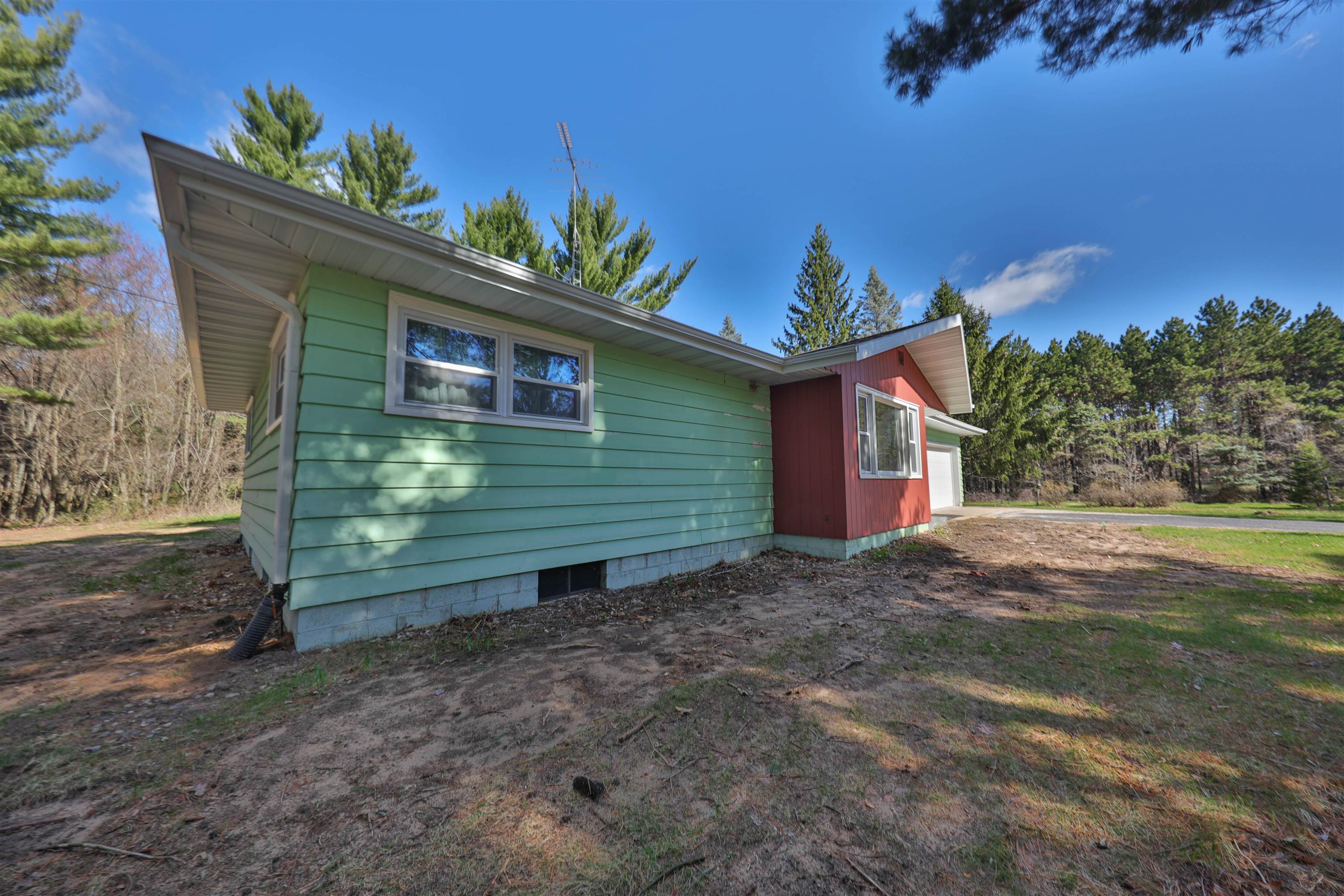 2989 Highway 13