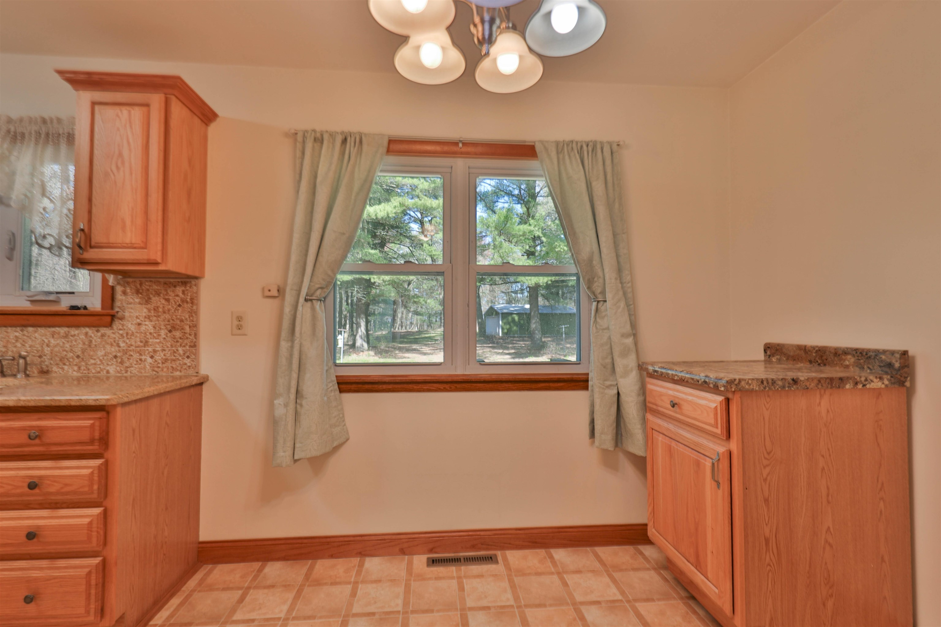 2989 Highway 13
