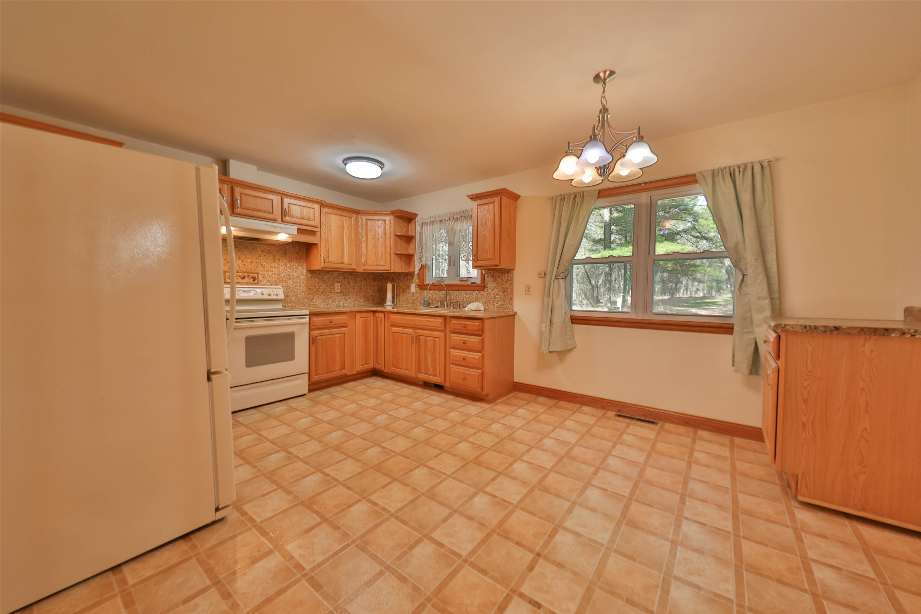 2989 Highway 13