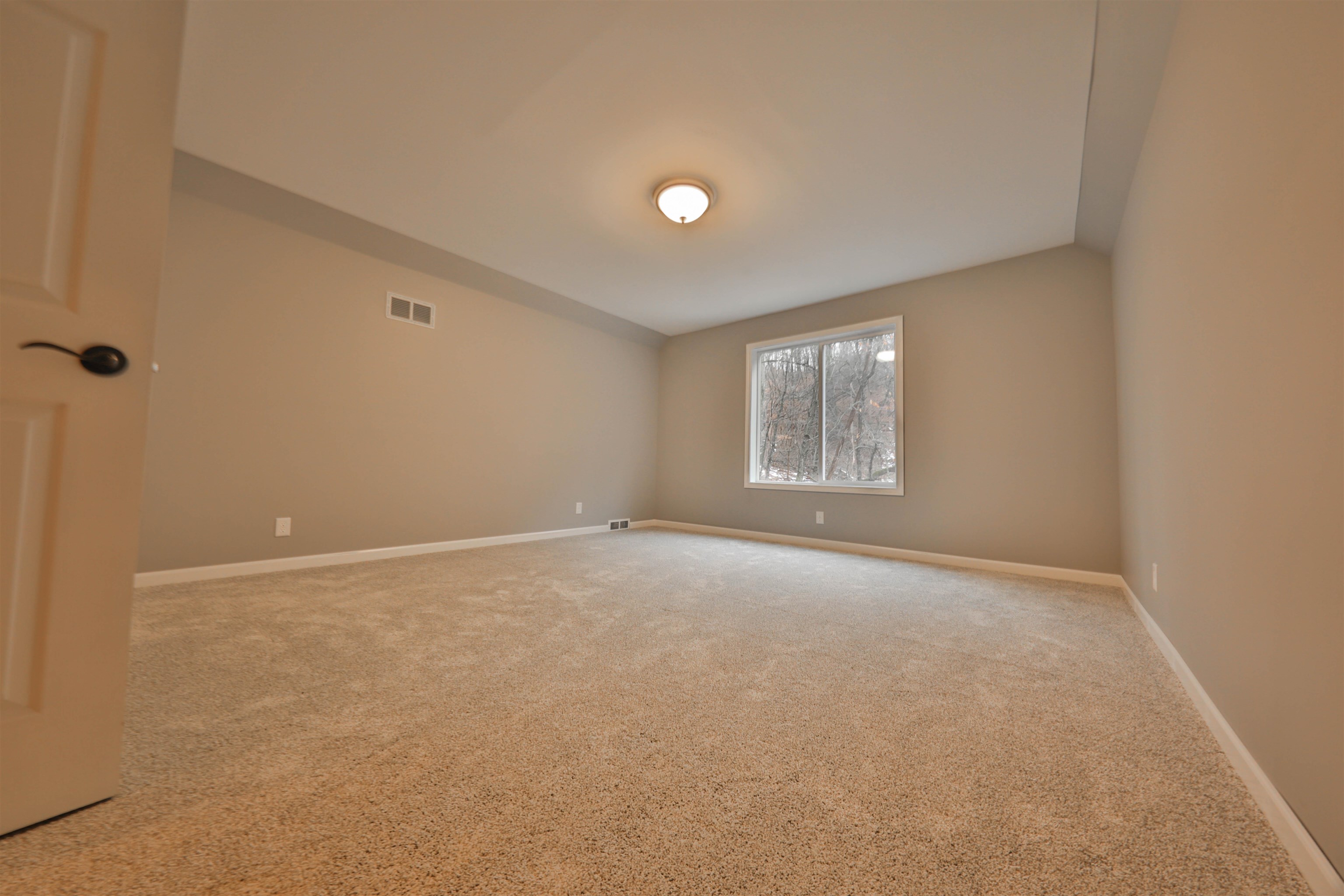 S7437 Forest Lane