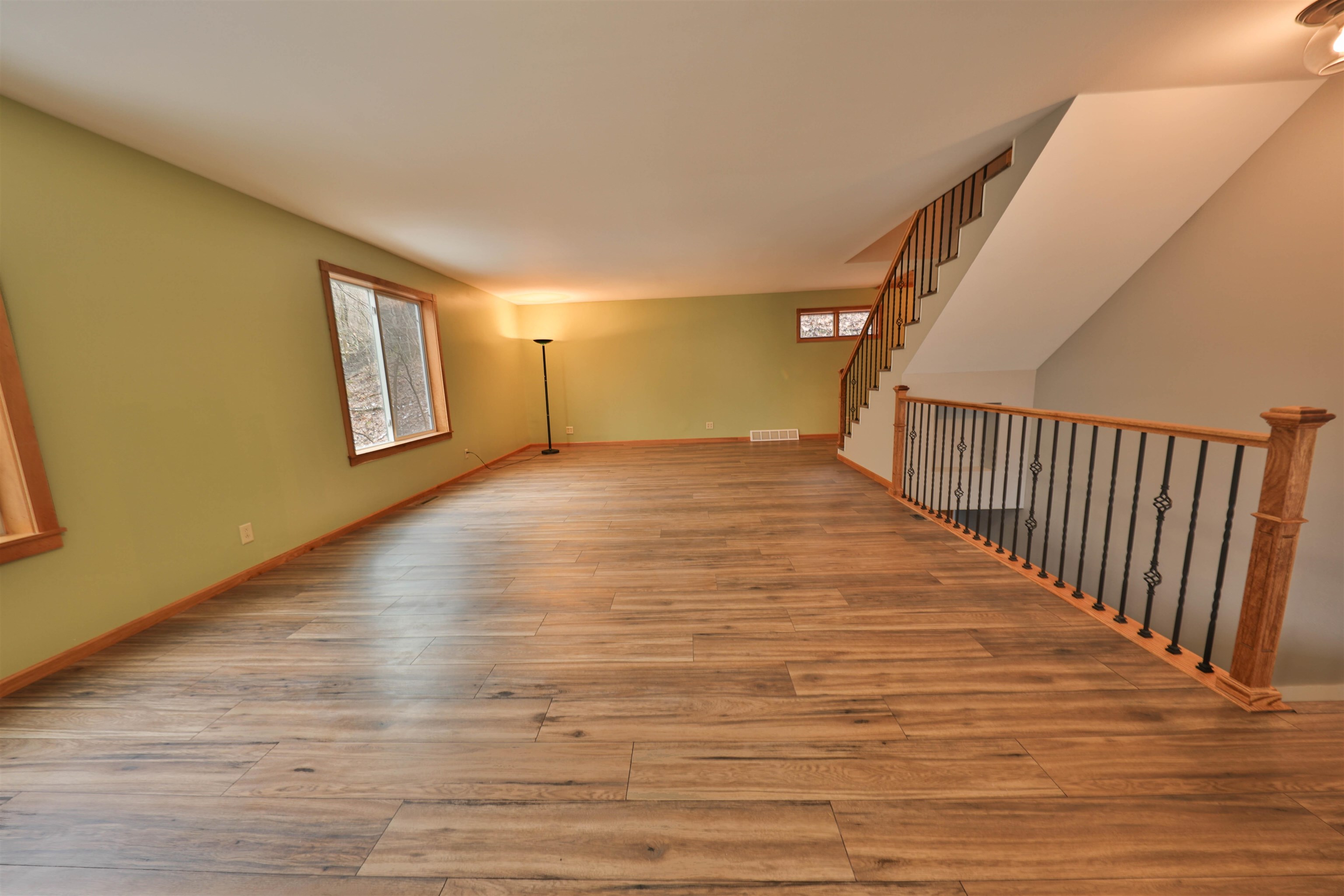 S7437 Forest Lane