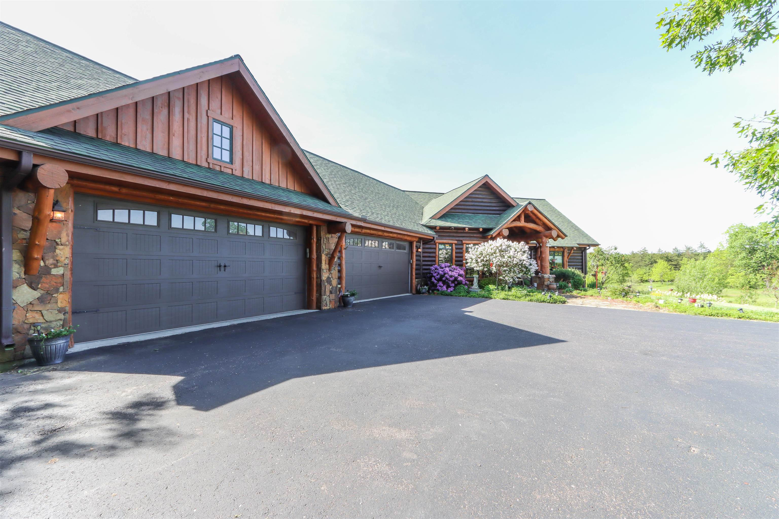 469 County Road I