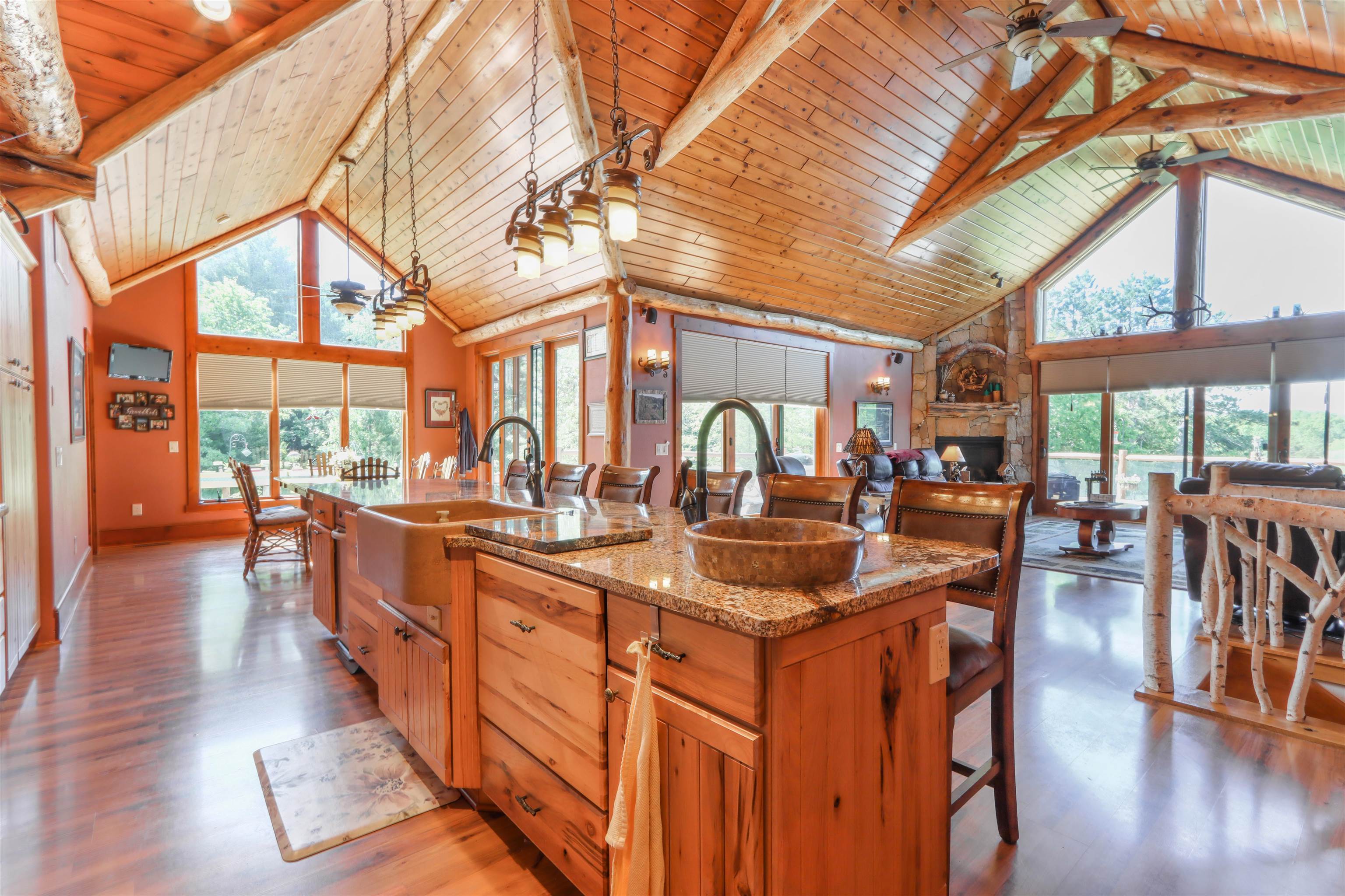 469 County Road I
