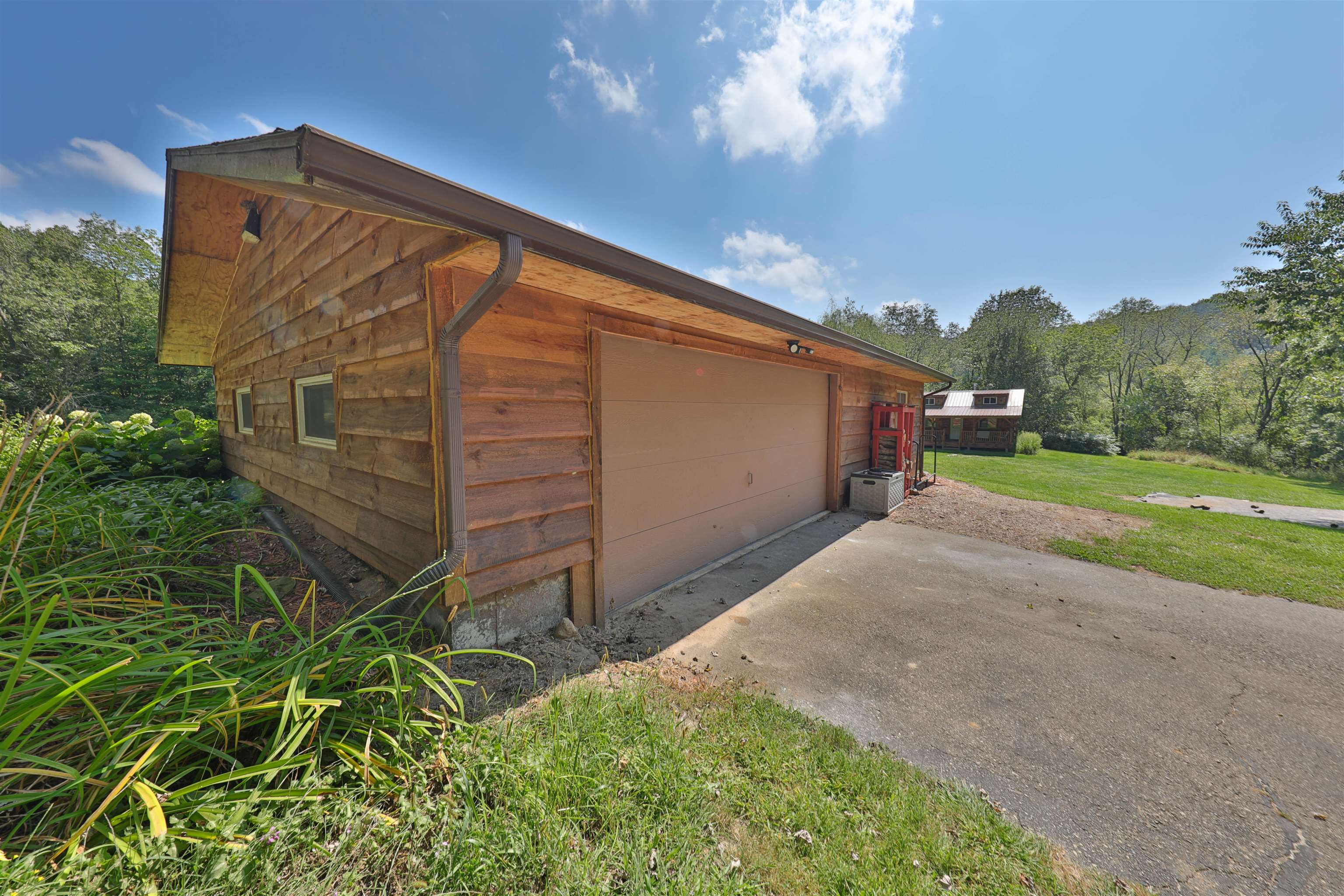 16850 Hood Hollow Lane