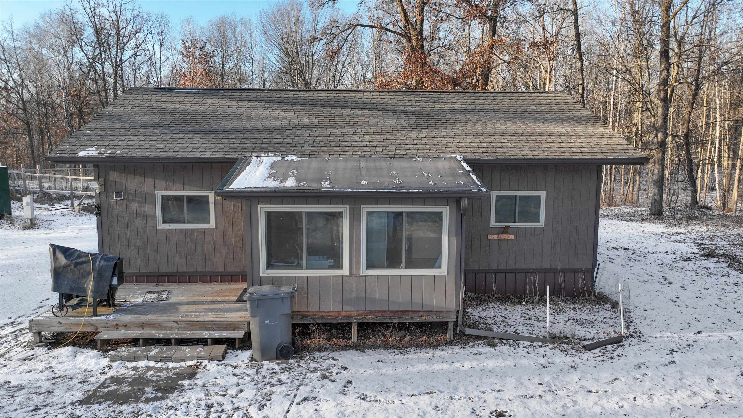 N1385 County Road E