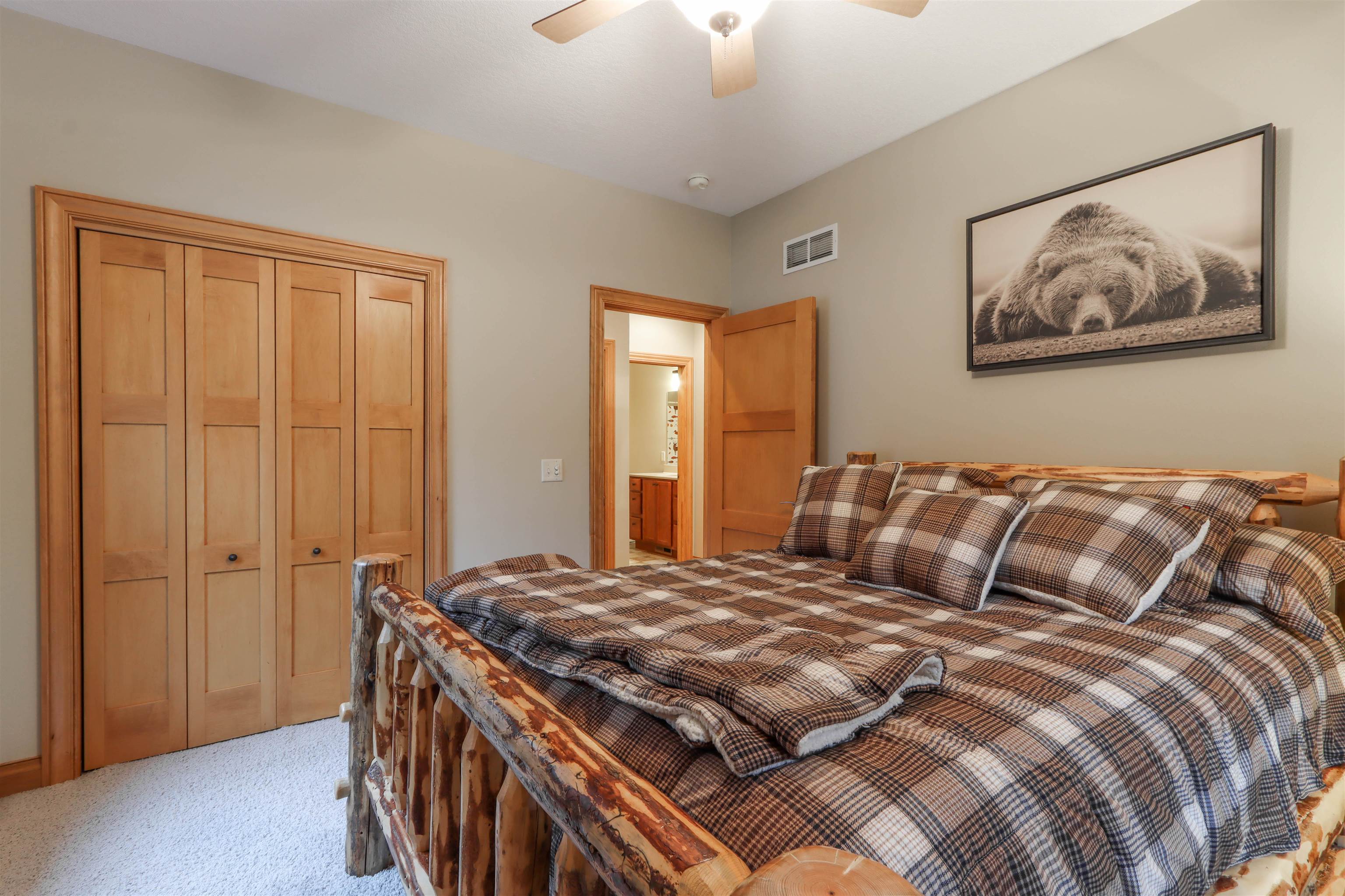 W4447 44th Street