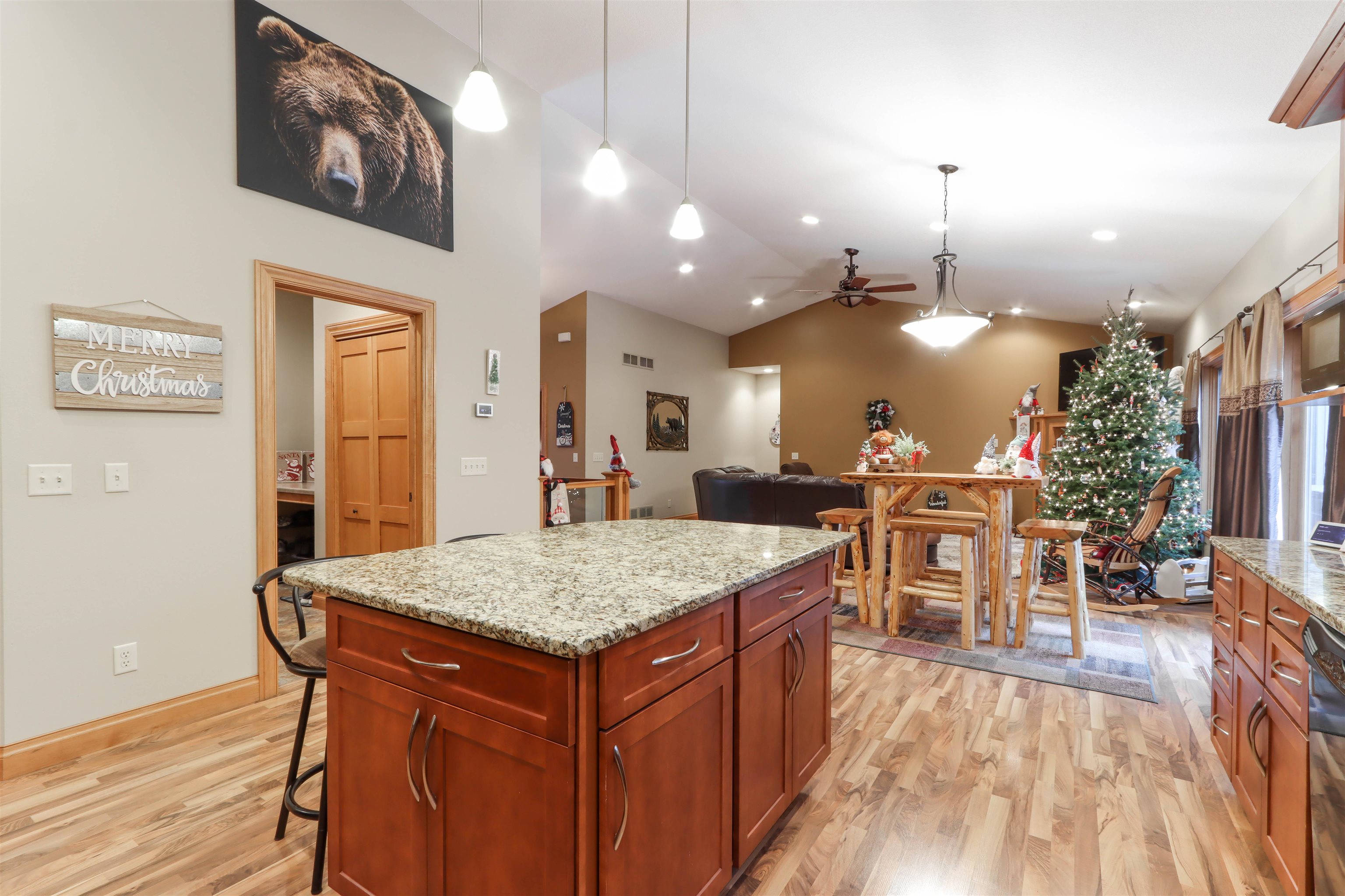 W4447 44th Street