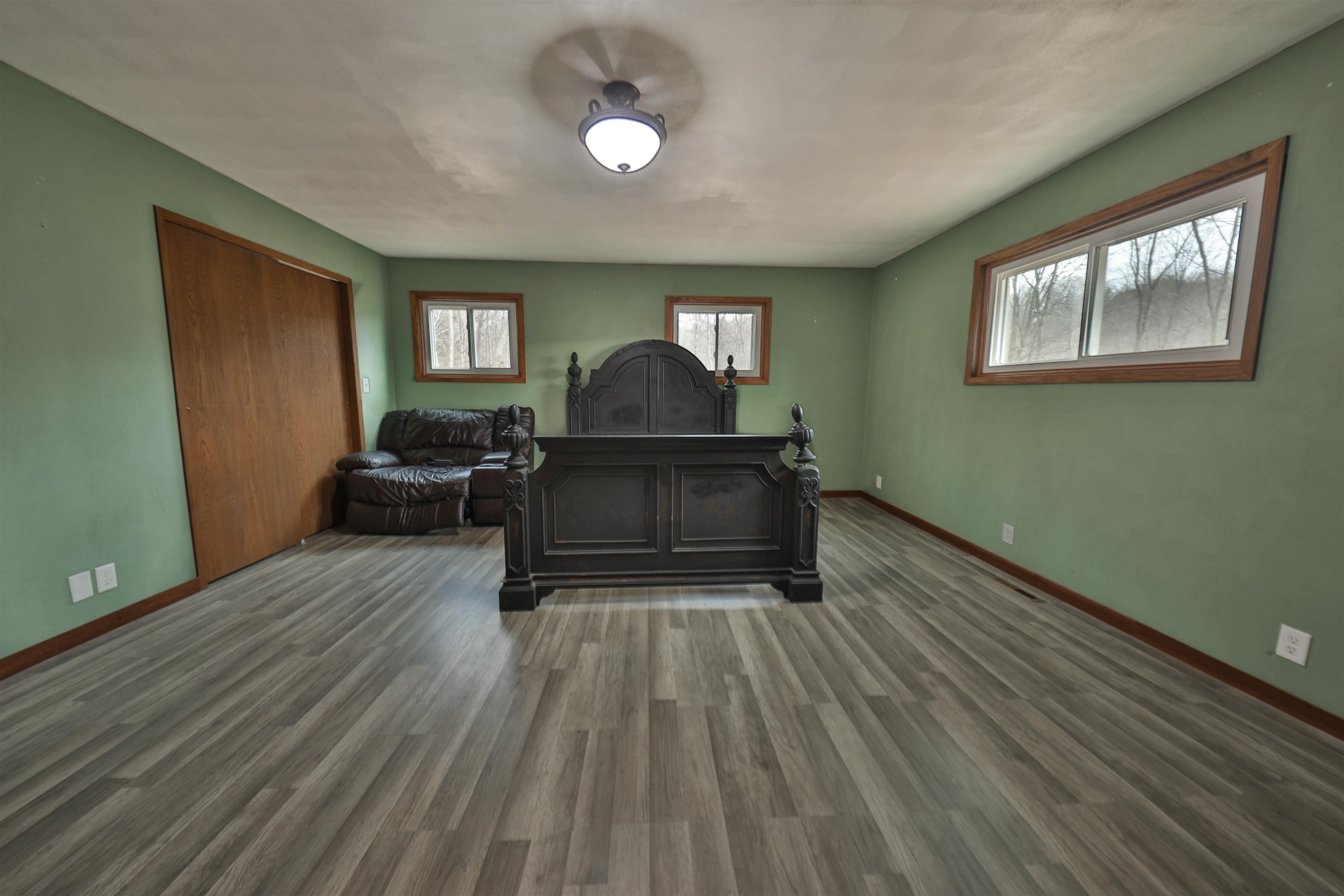 13504 Jungle Bar Lane