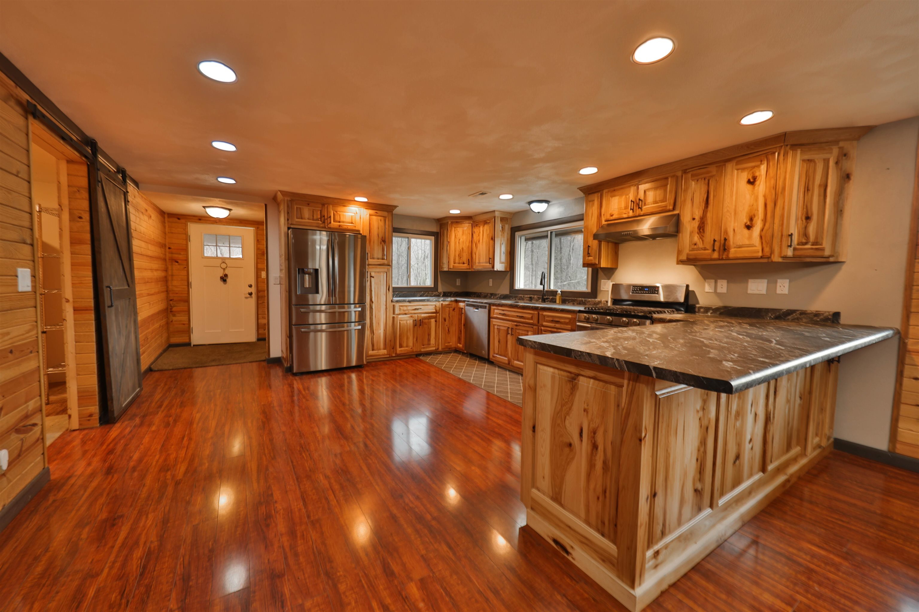 13504 Jungle Bar Lane