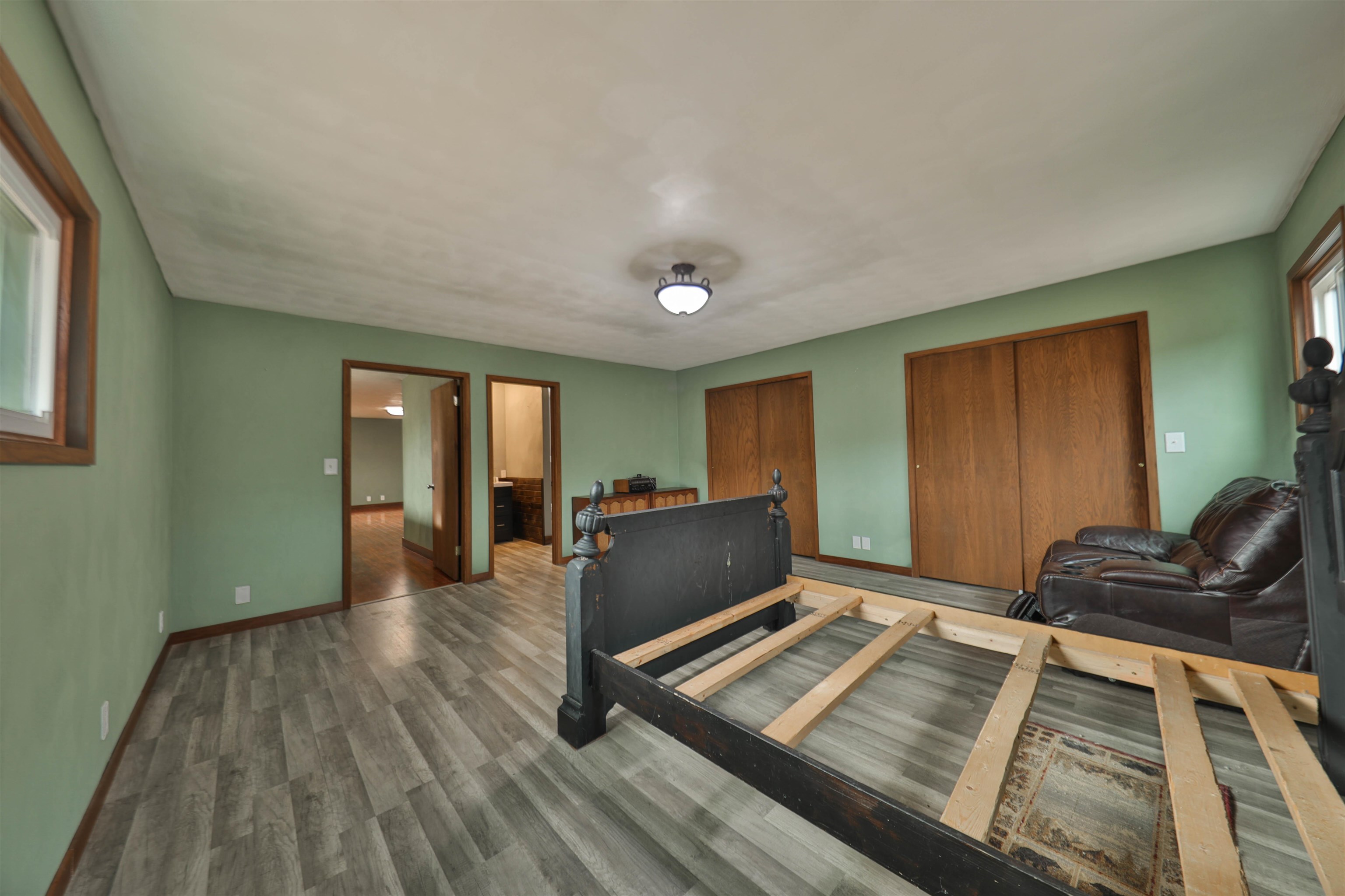 13504 Jungle Bar Lane
