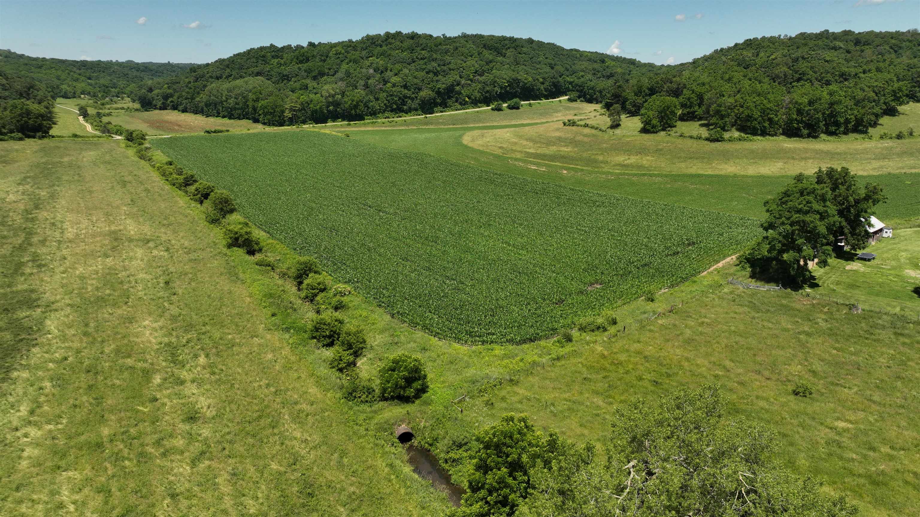 4850 & 4896 County Road H