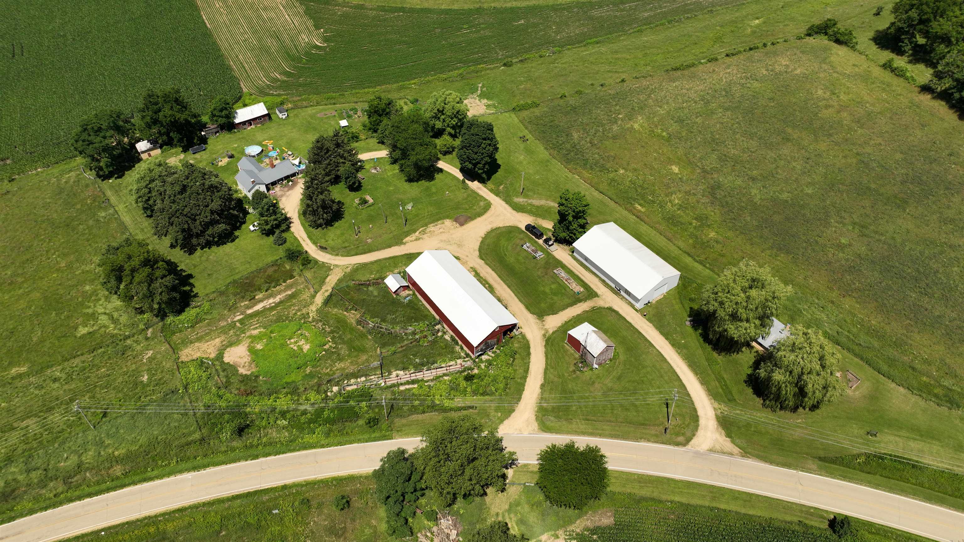 4850 & 4896 County Road H