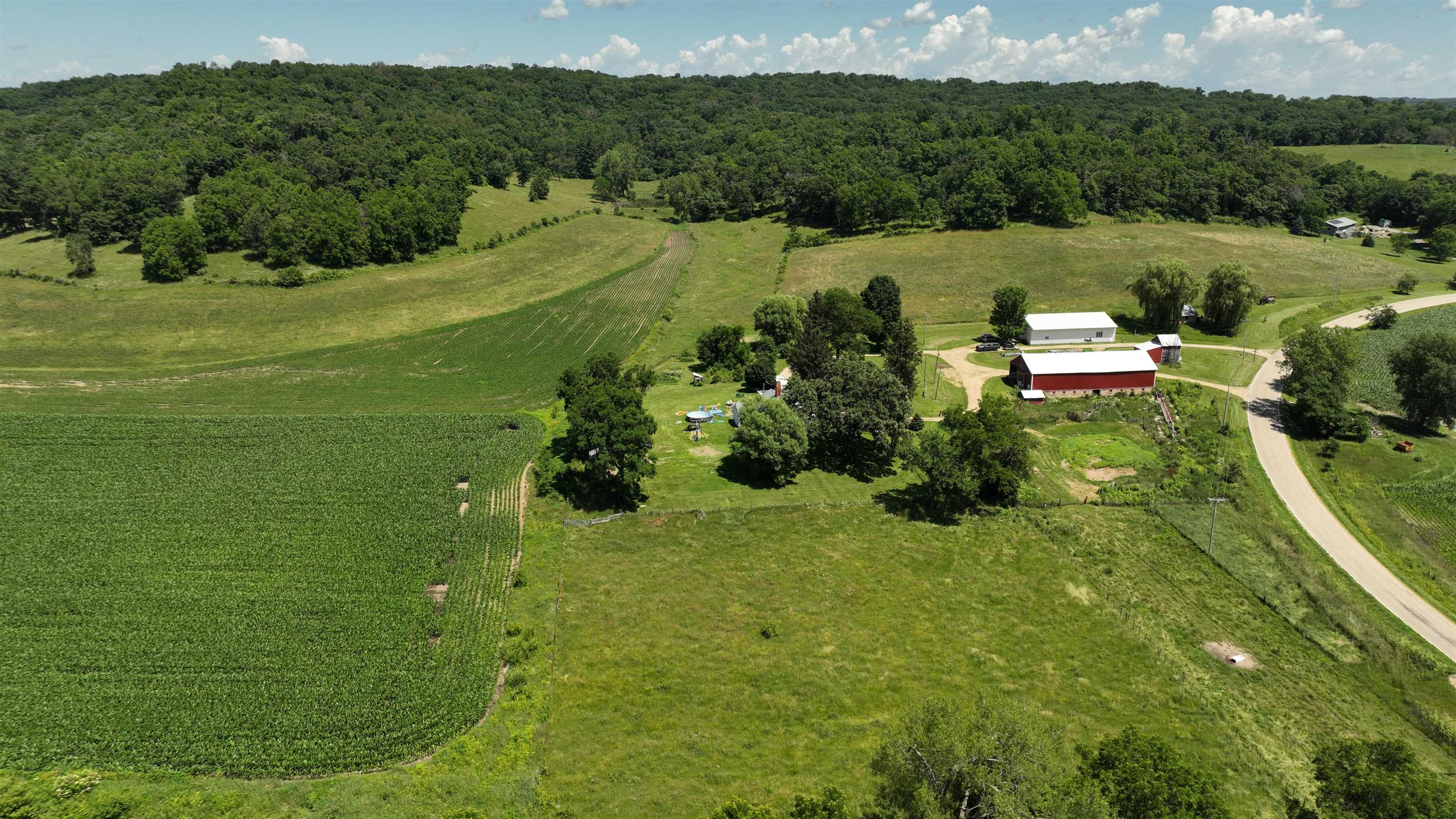 4850 & 4896 County Road H