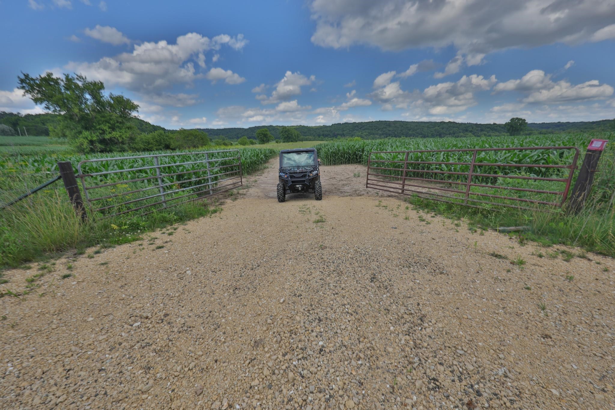 4850 & 4896 County Road H
