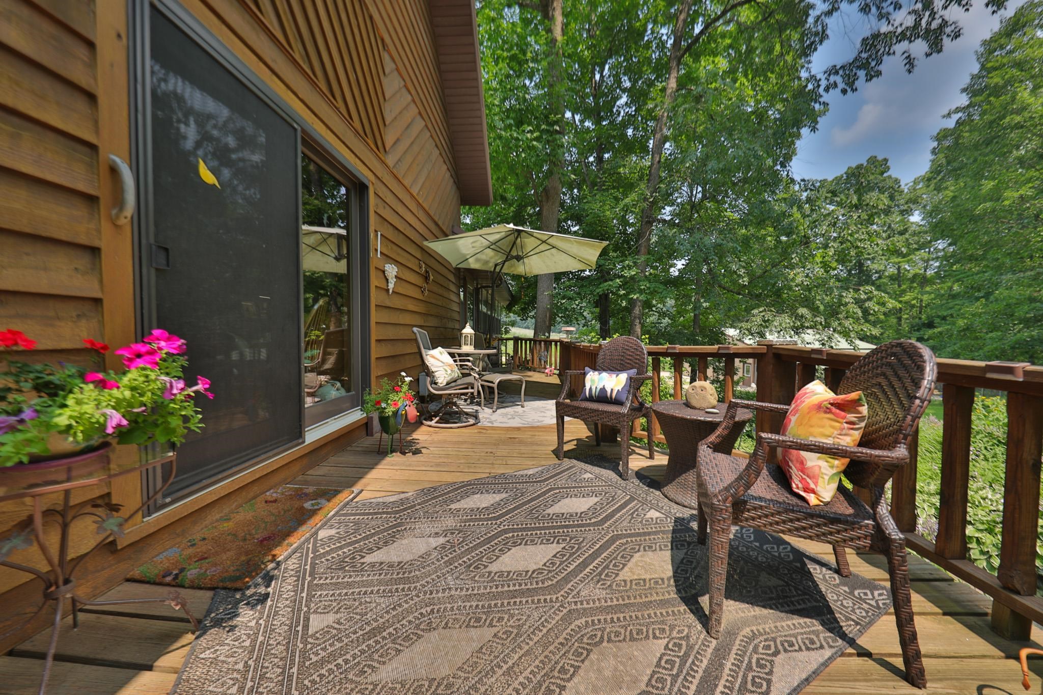 S4286 Pine Ave