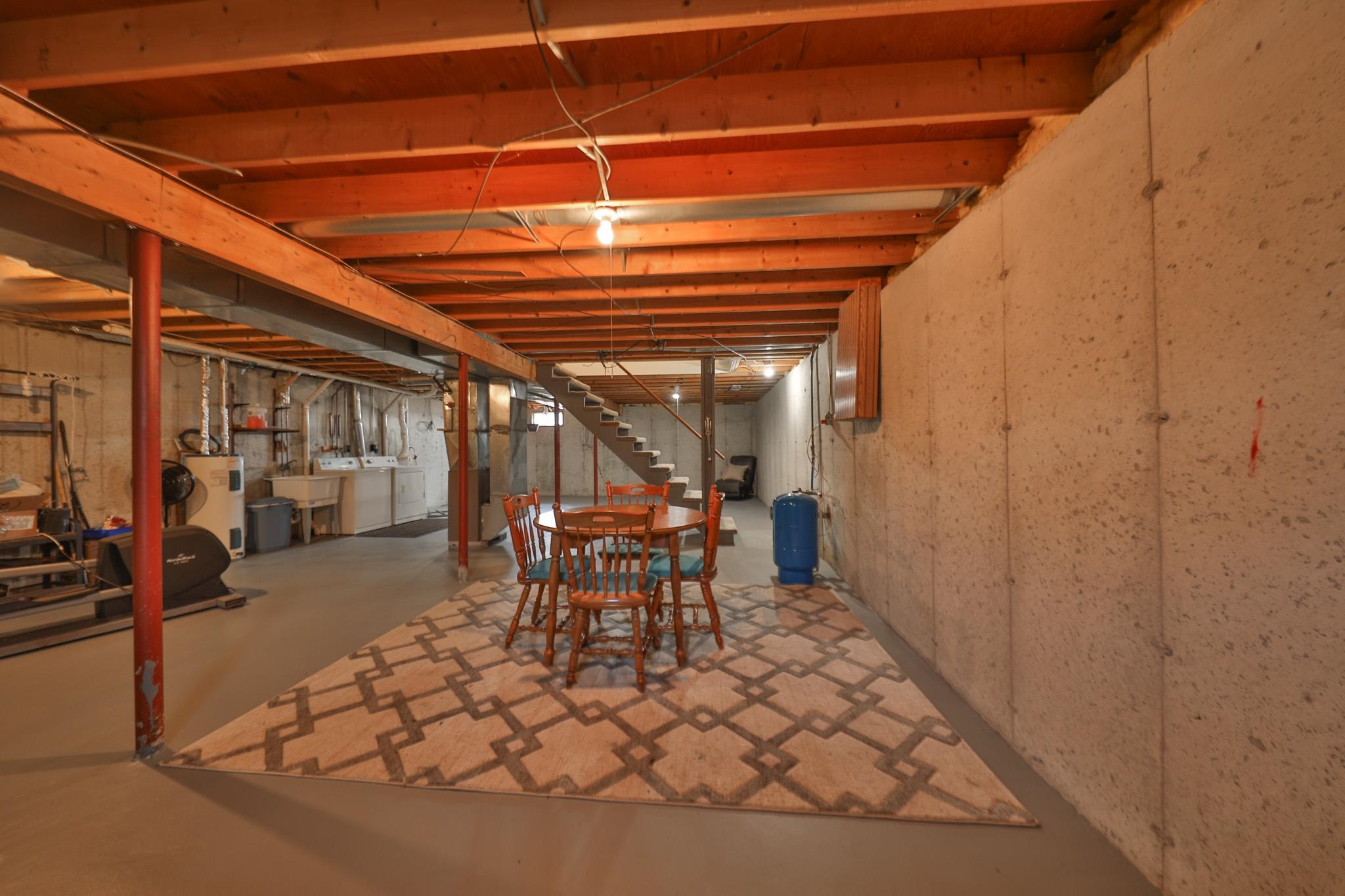 2520 6th Drive