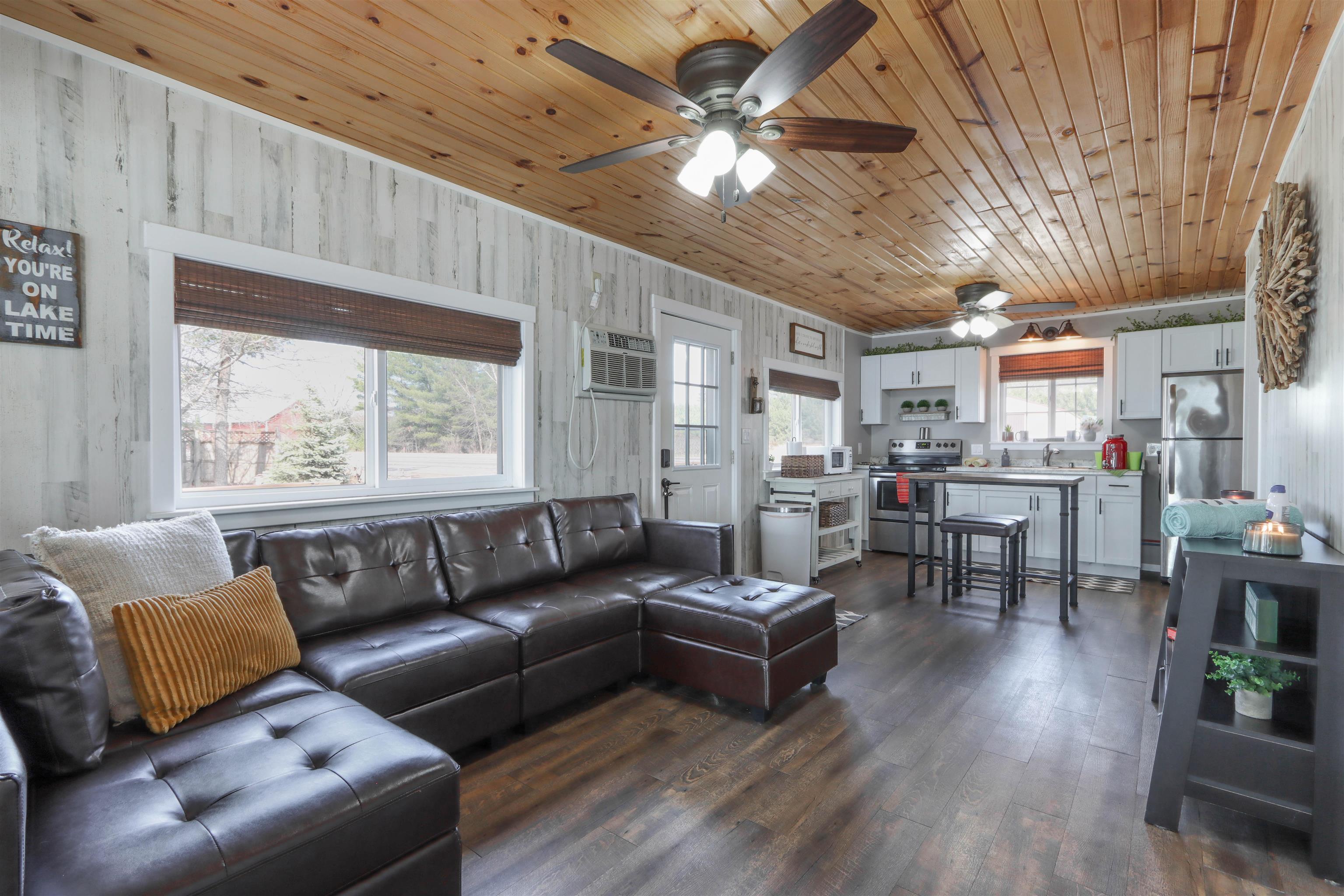 923 County Road Z