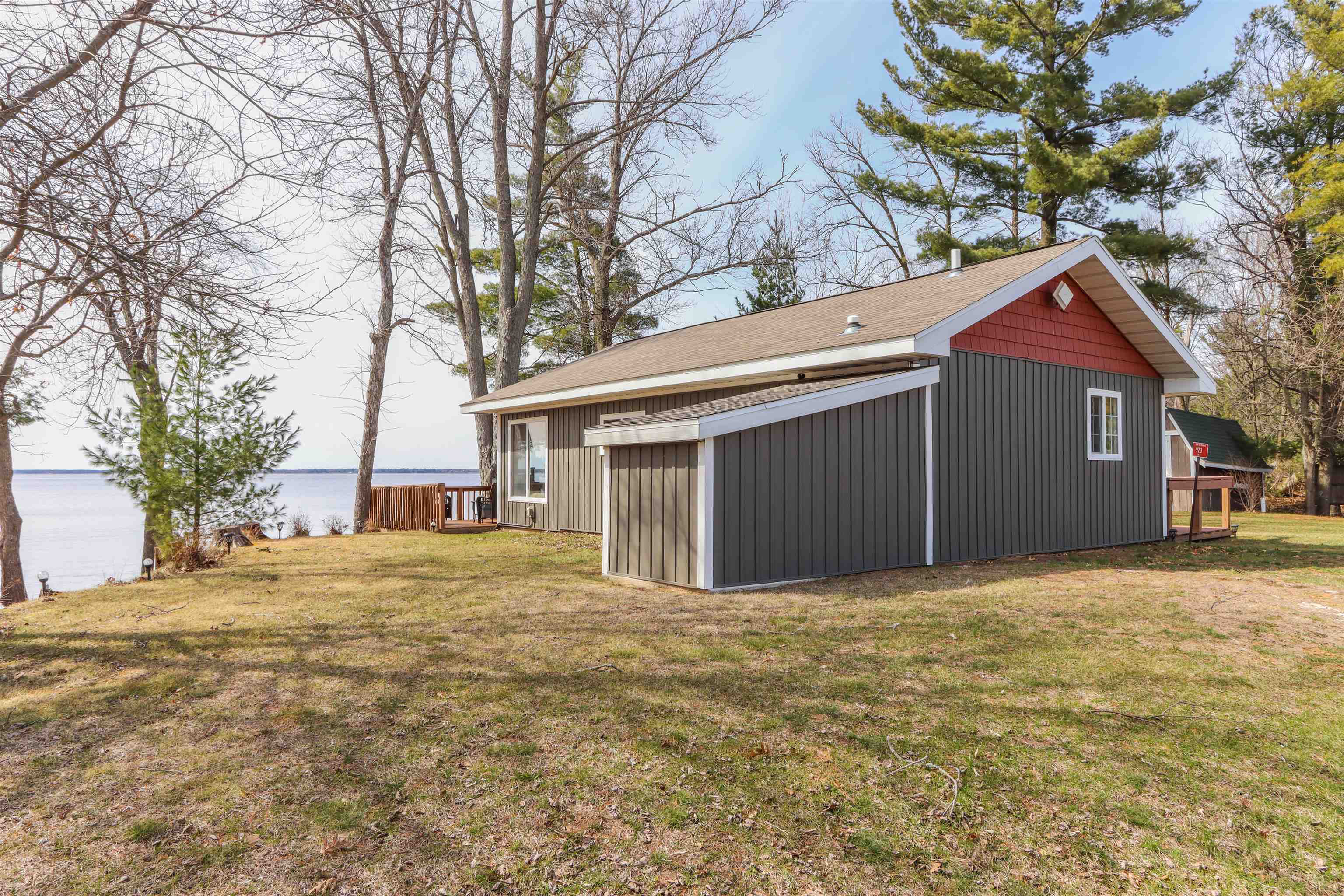 923 County Road Z