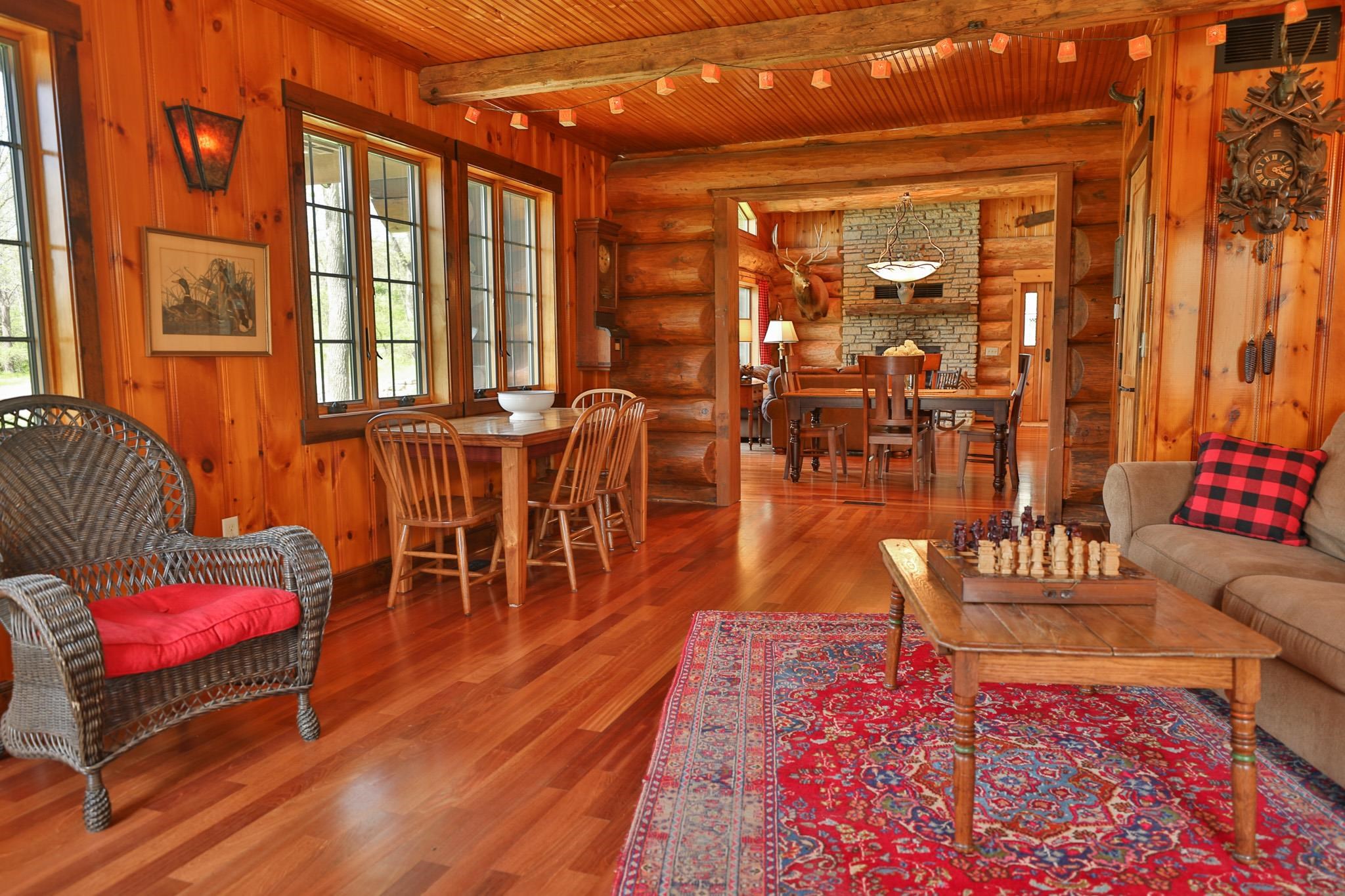 W9478 White Oak Road