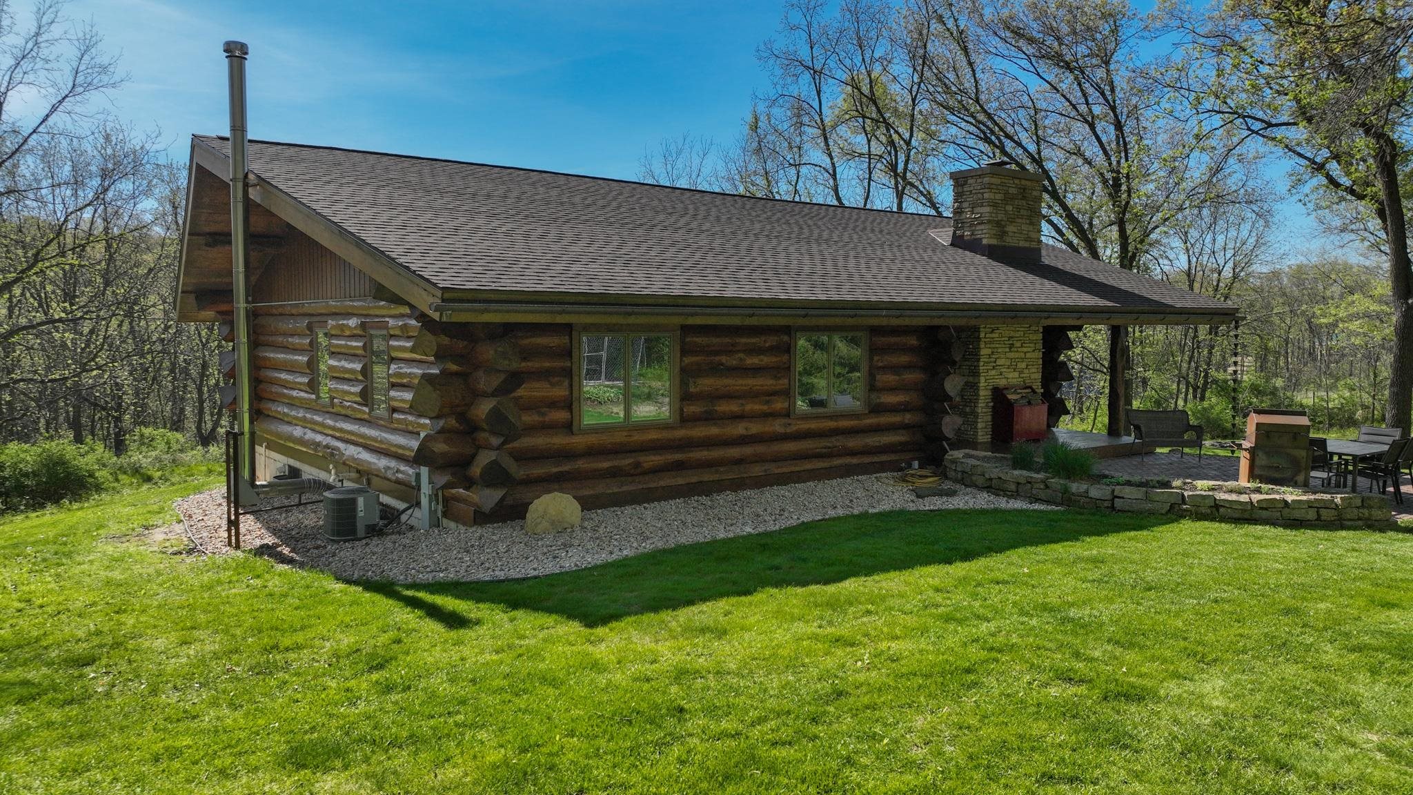 W9478 White Oak Road