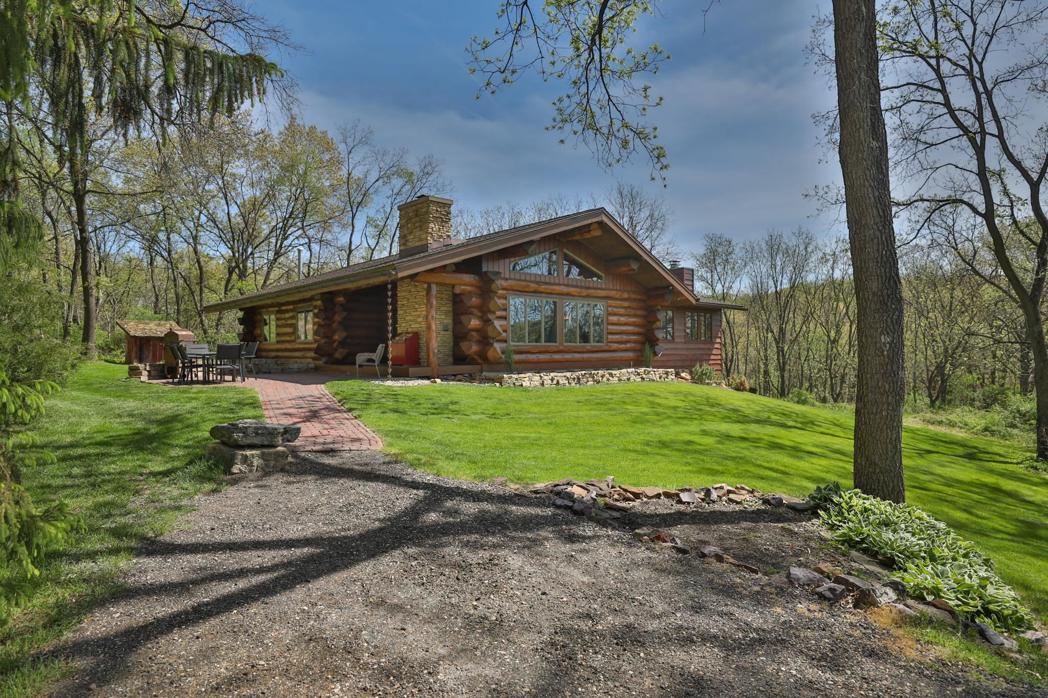 W9478 White Oak Road