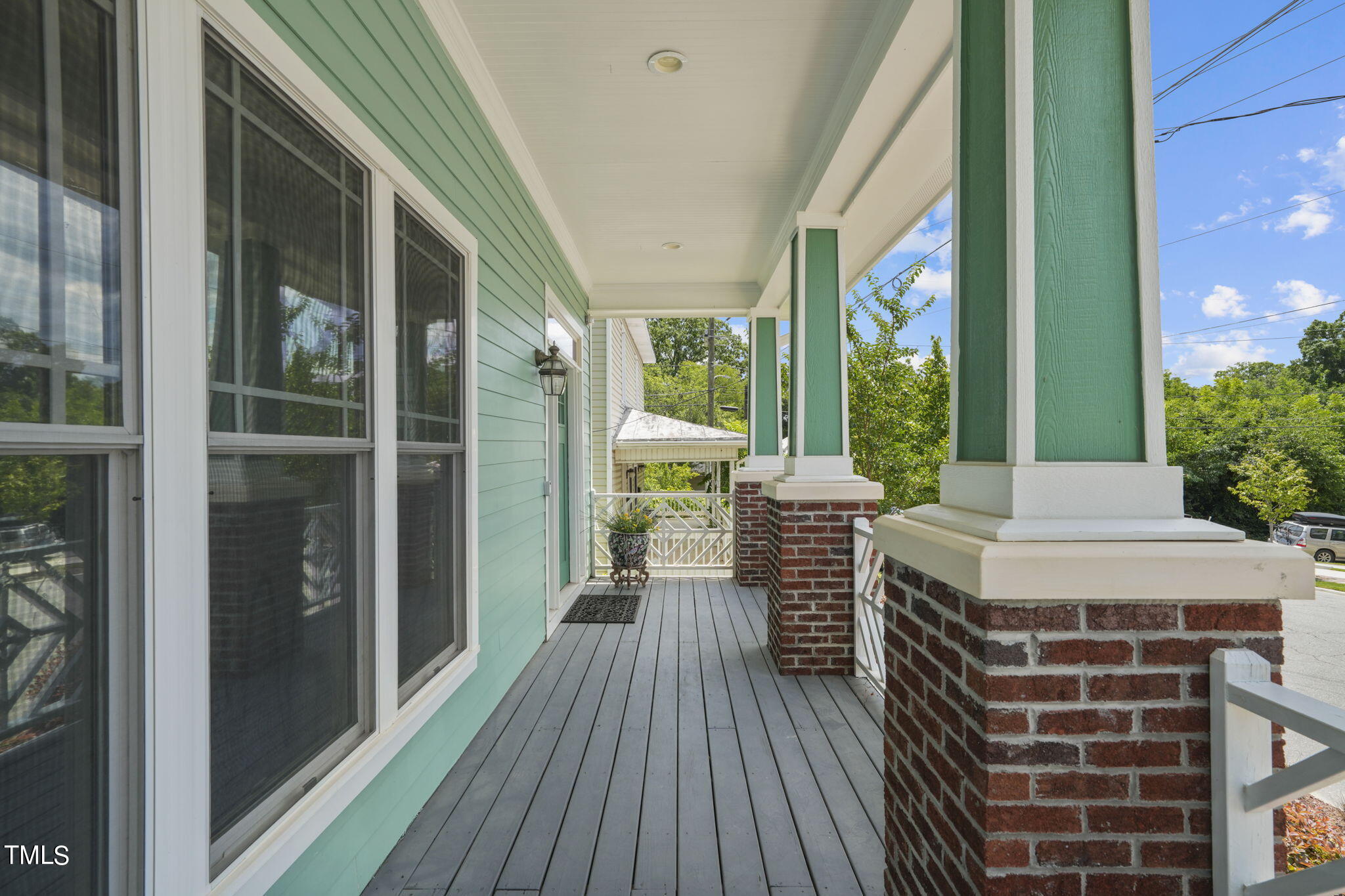 307 Mallard Avenue
