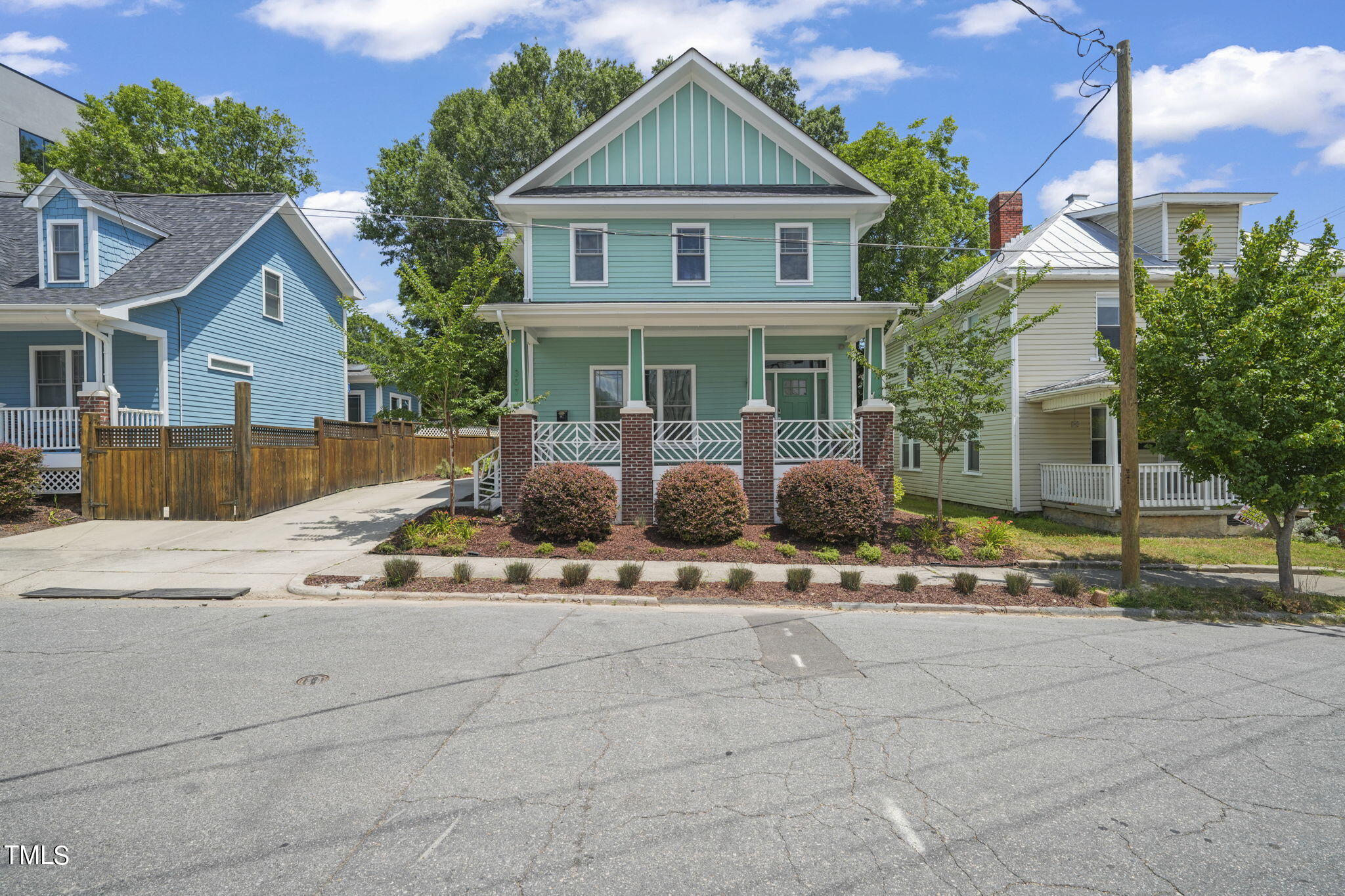 307 Mallard Avenue