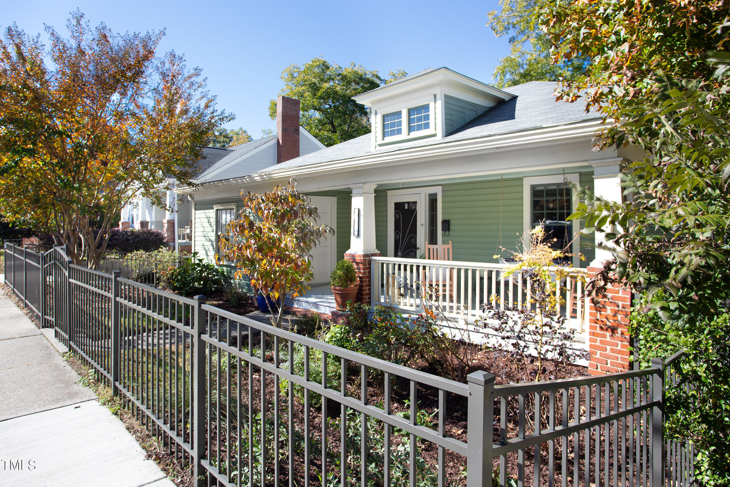 2106 Chapel Hill Road