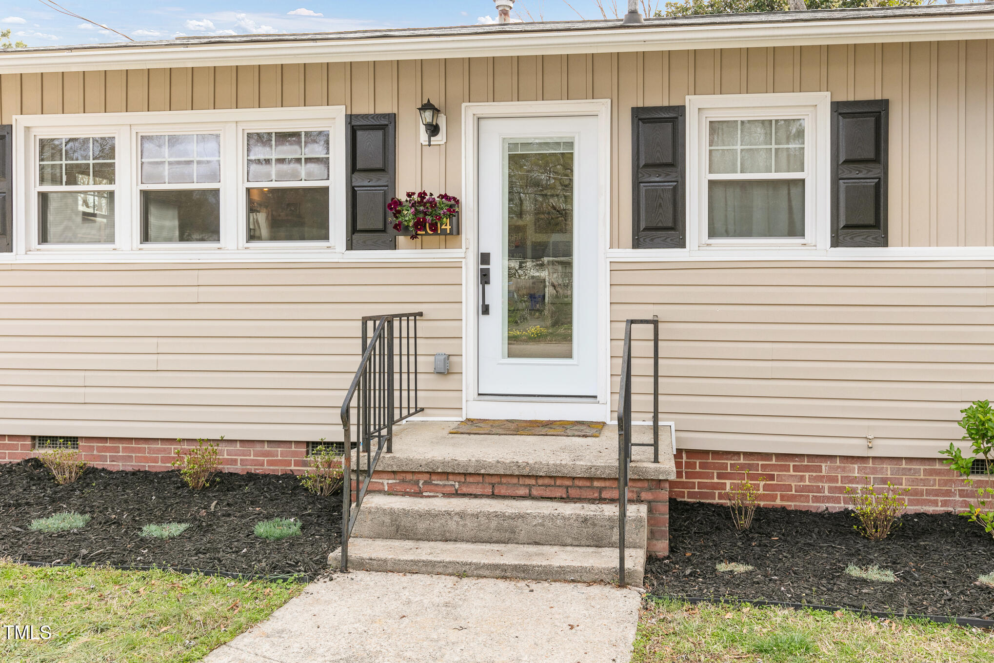 2014 Walnut Street