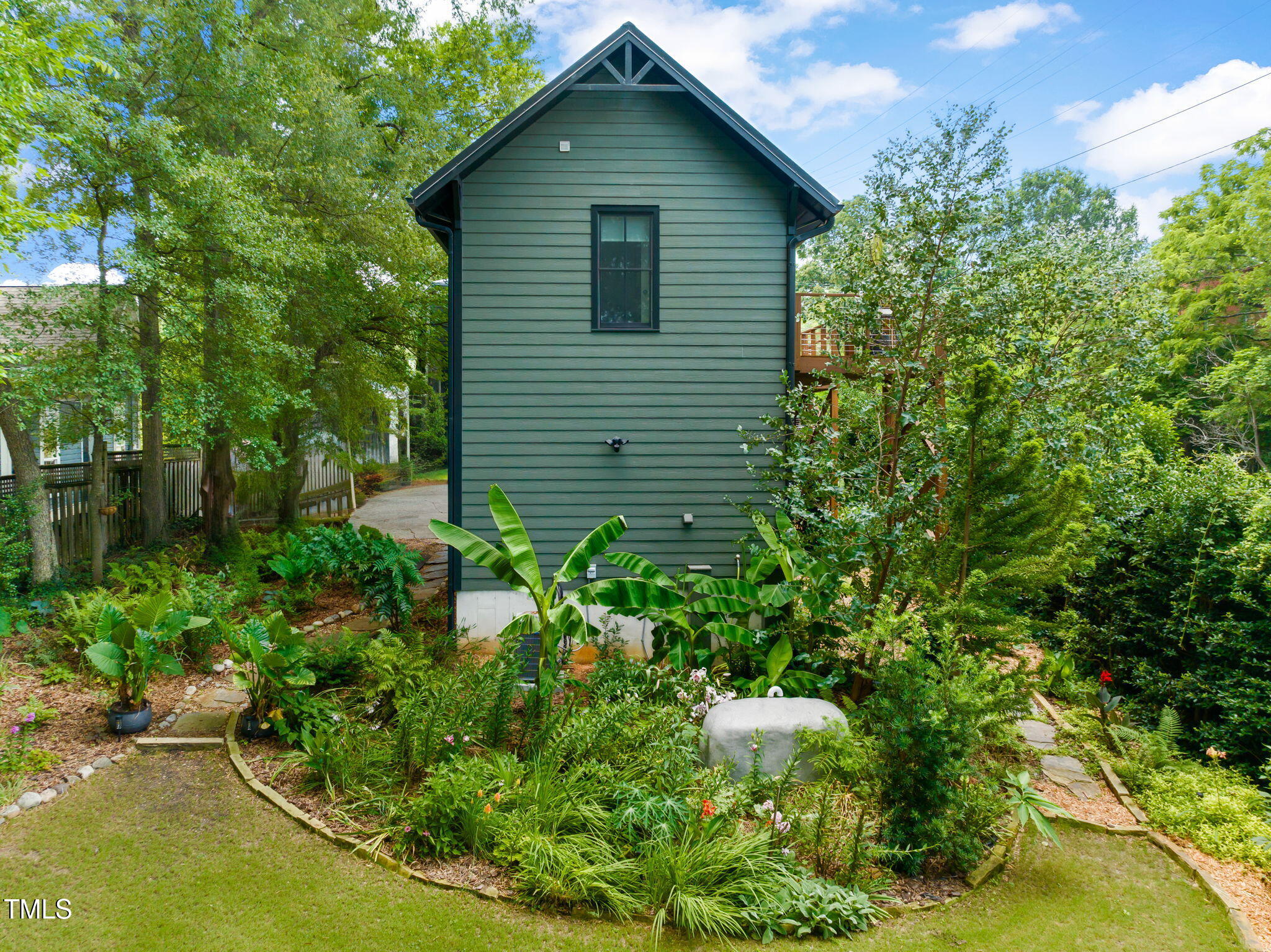 701 Holloway Street